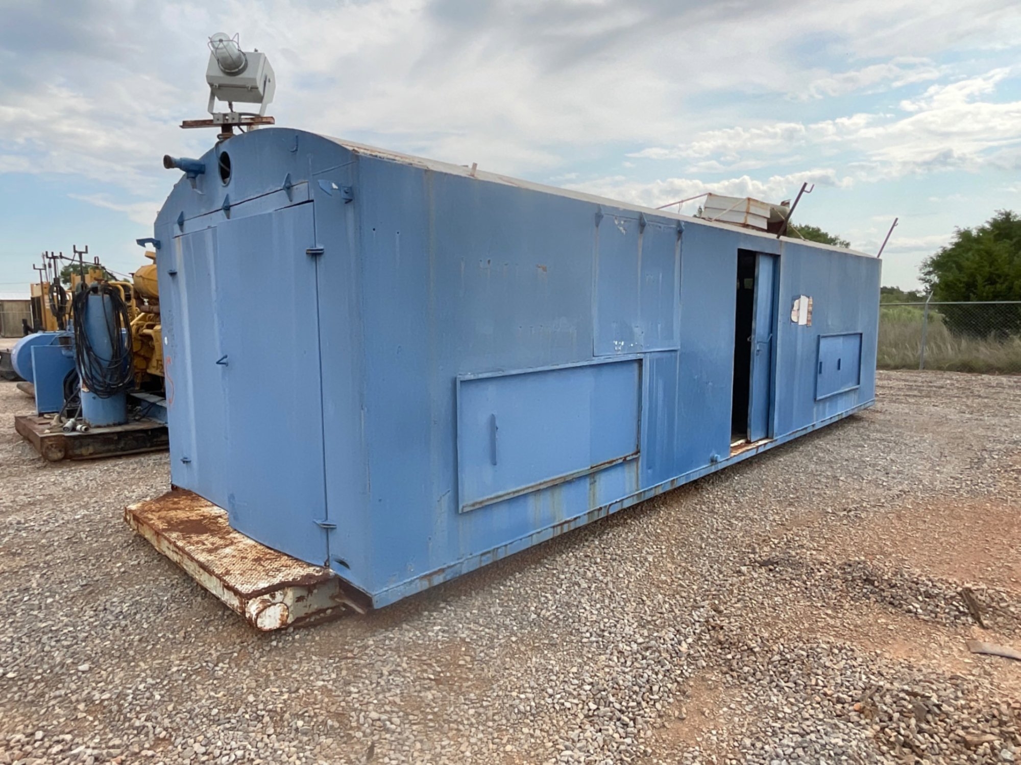 GENERATOR HOUSE POEWERED BY TWIN 550HP (60 SERIES)  DETROIT 14.0L ENGINES (A50854)