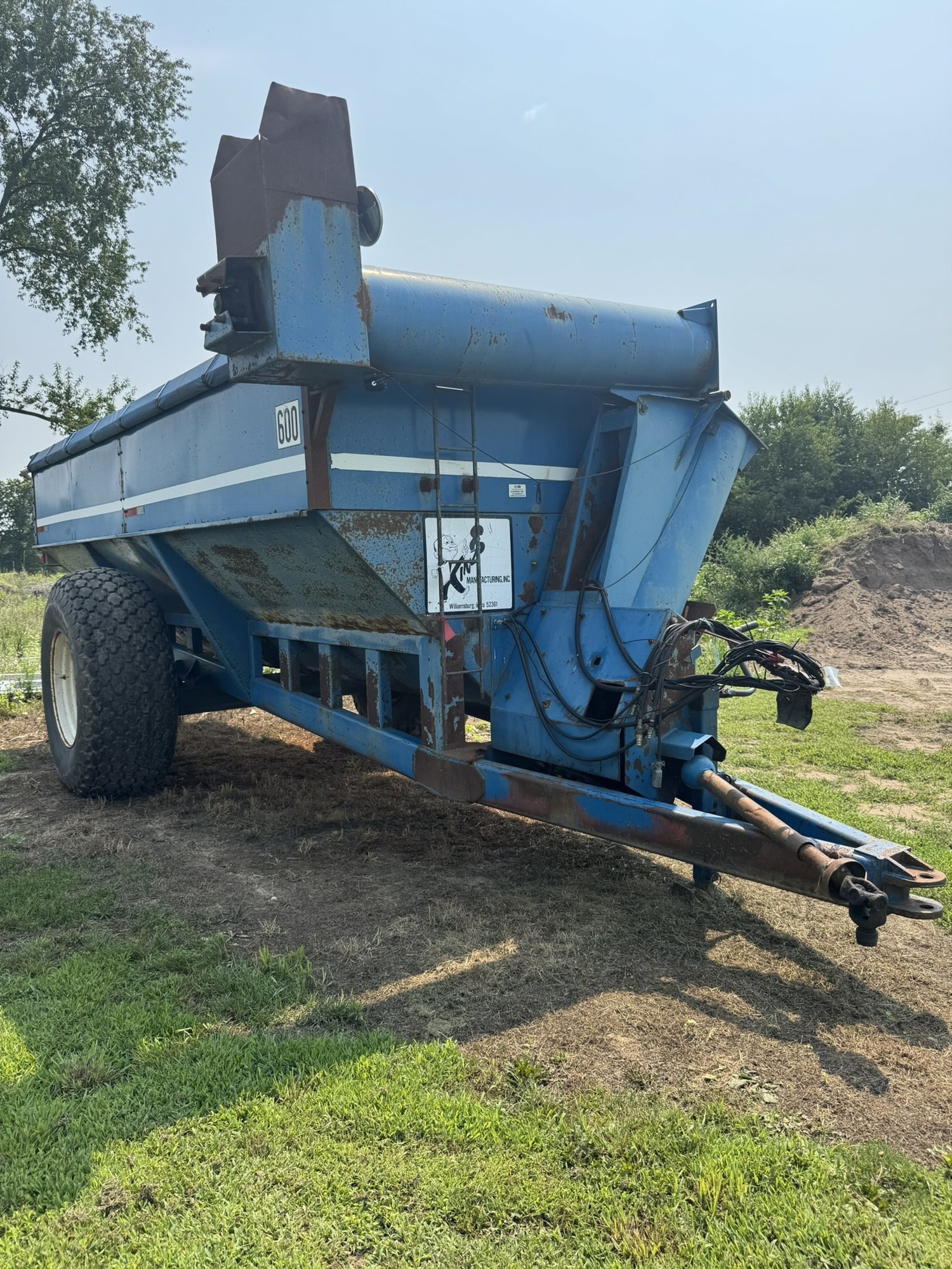 Kinze 600 Grain Cart (A52349)
