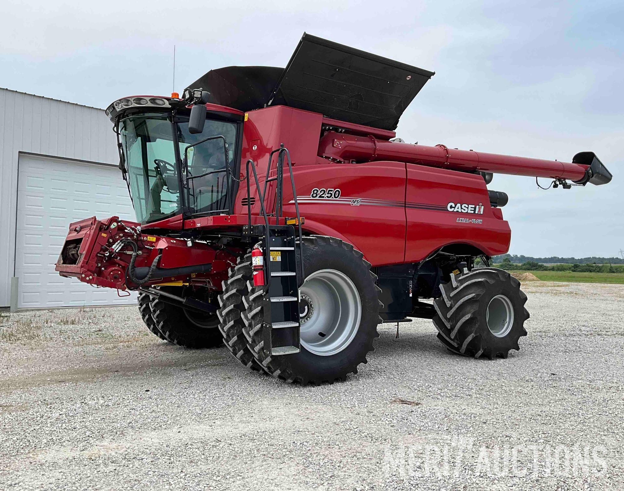 2020 Case IH 8250 4WD Combine (A50657)