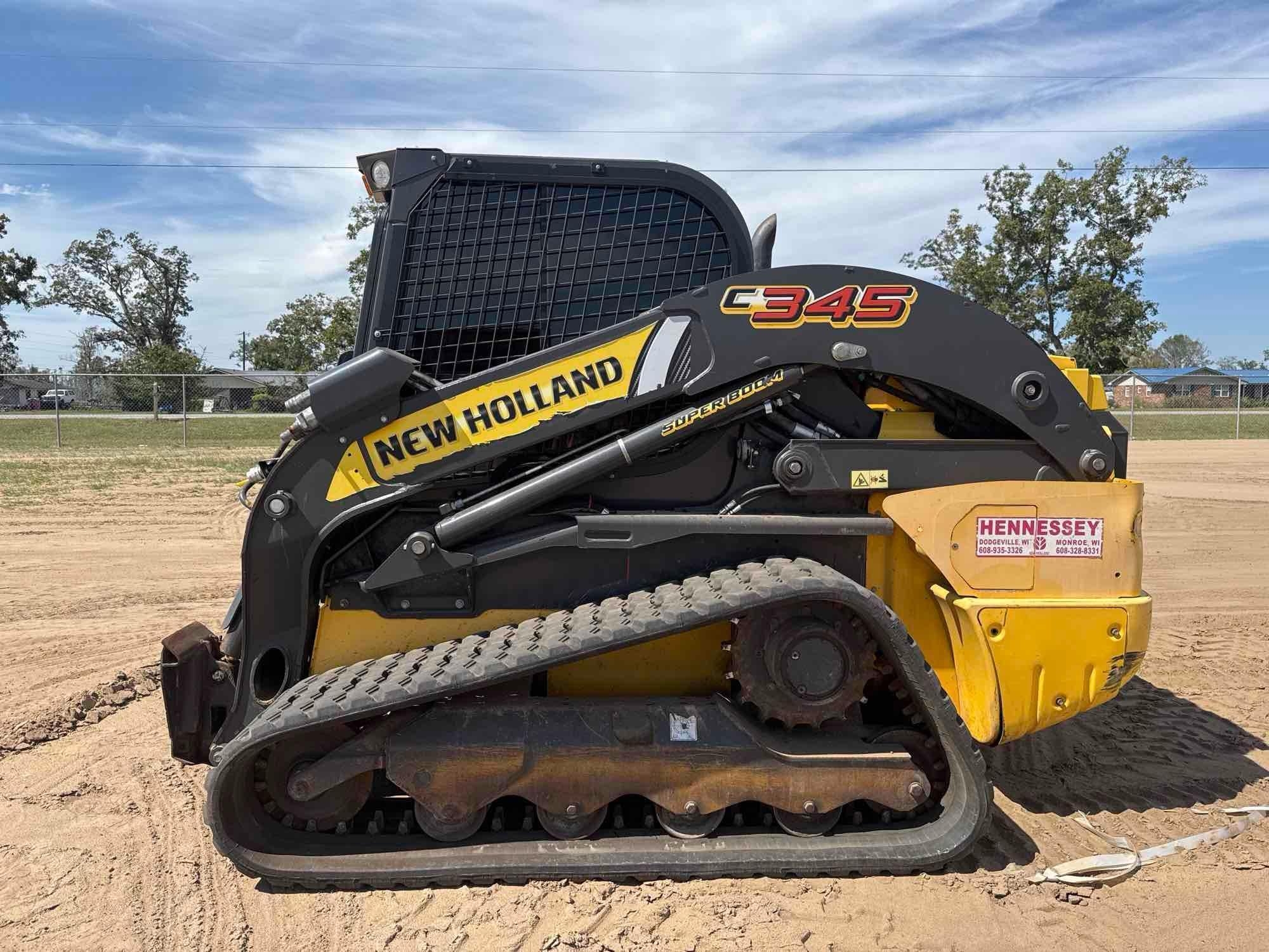 NEW HOLLAND C345 SKID STEER (A52705)