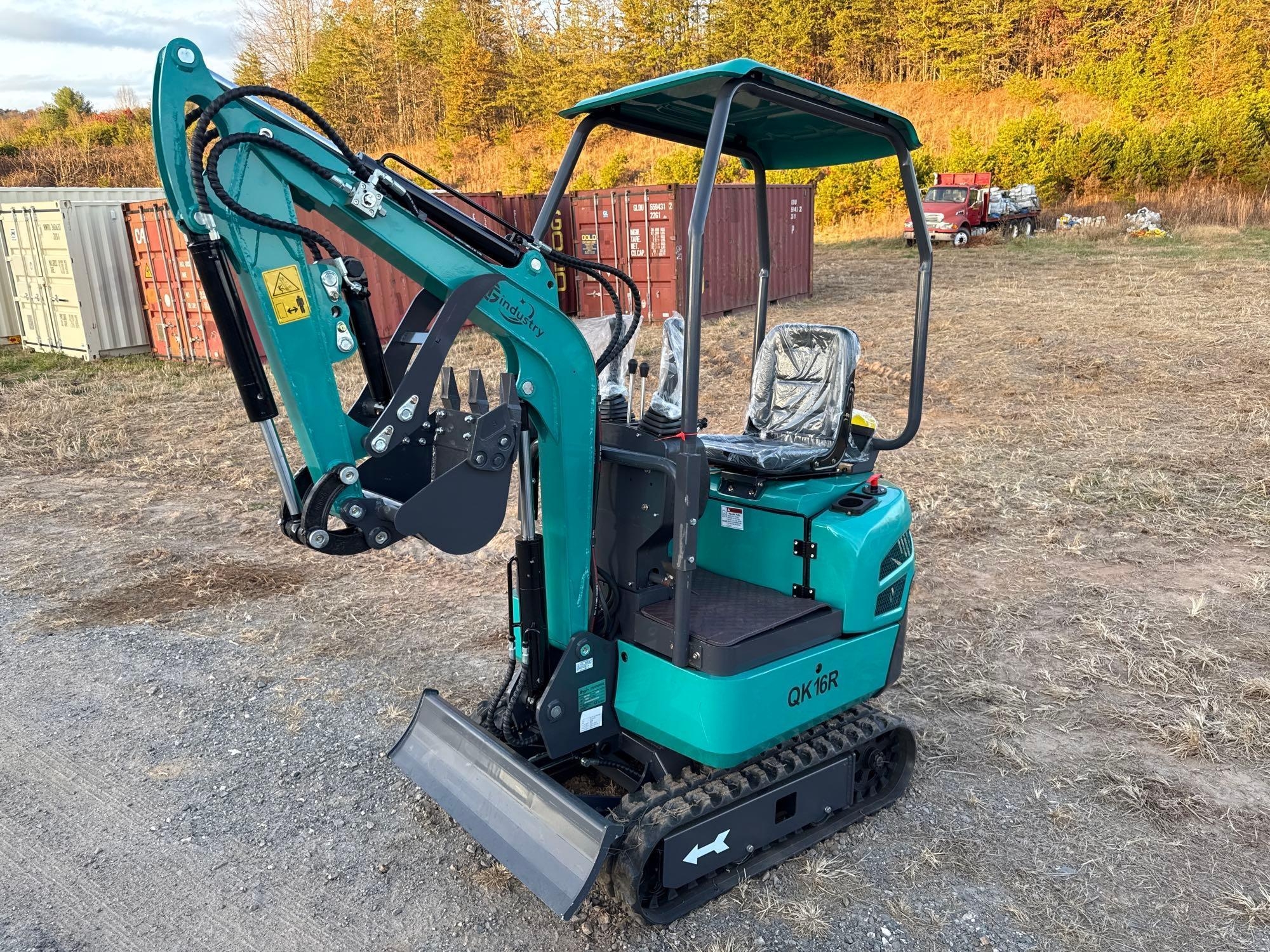 New/Unused CFG Industrial QK16R Mini Excavator (A57453)