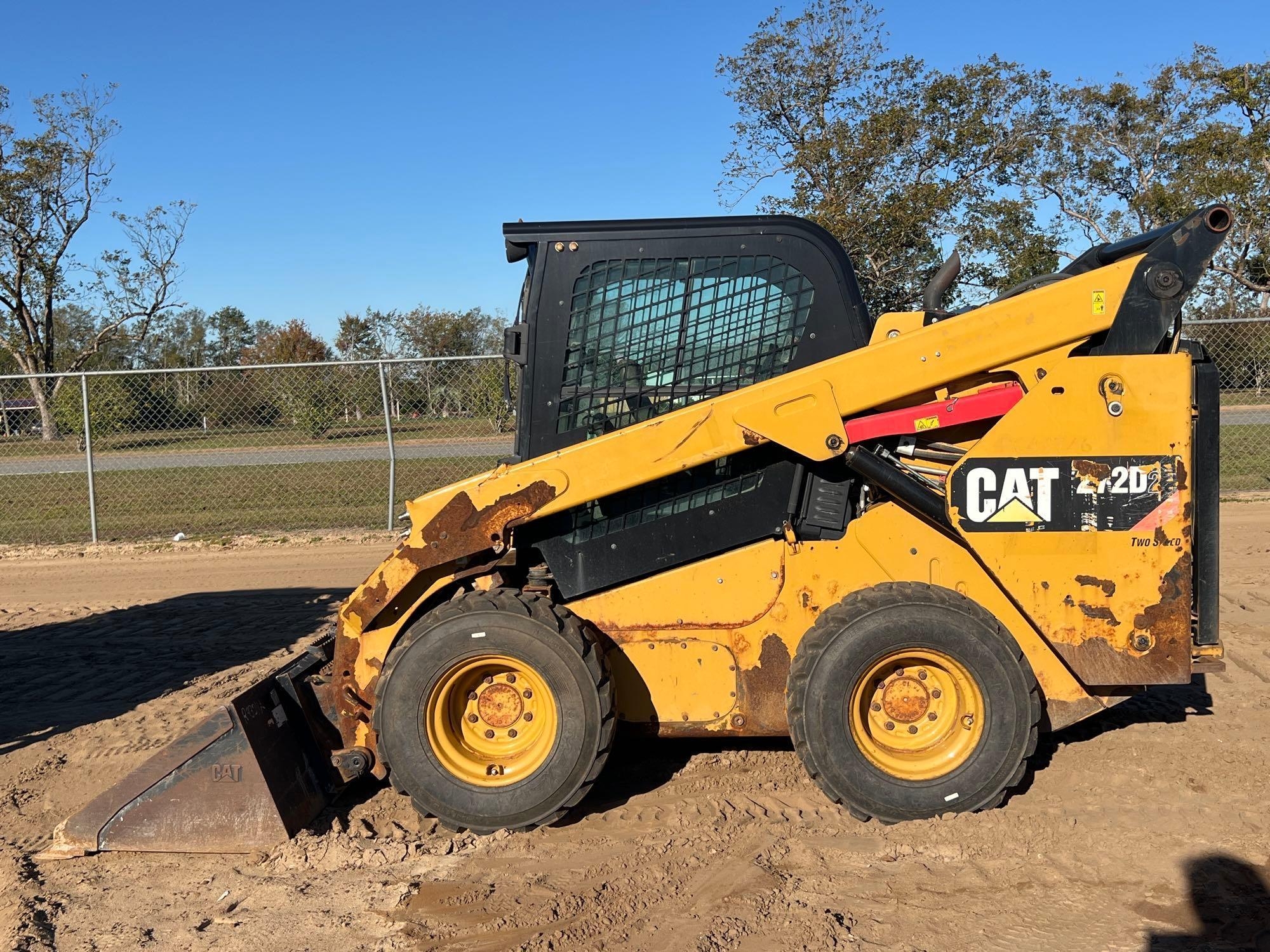 2015 CATERPILLAR 272D2 SKID STEER (A52707)