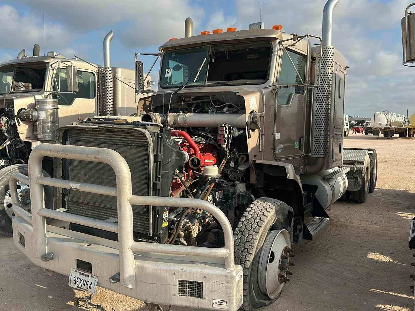 2012 KENWORTH T800(INOPERABLE) (A48992)