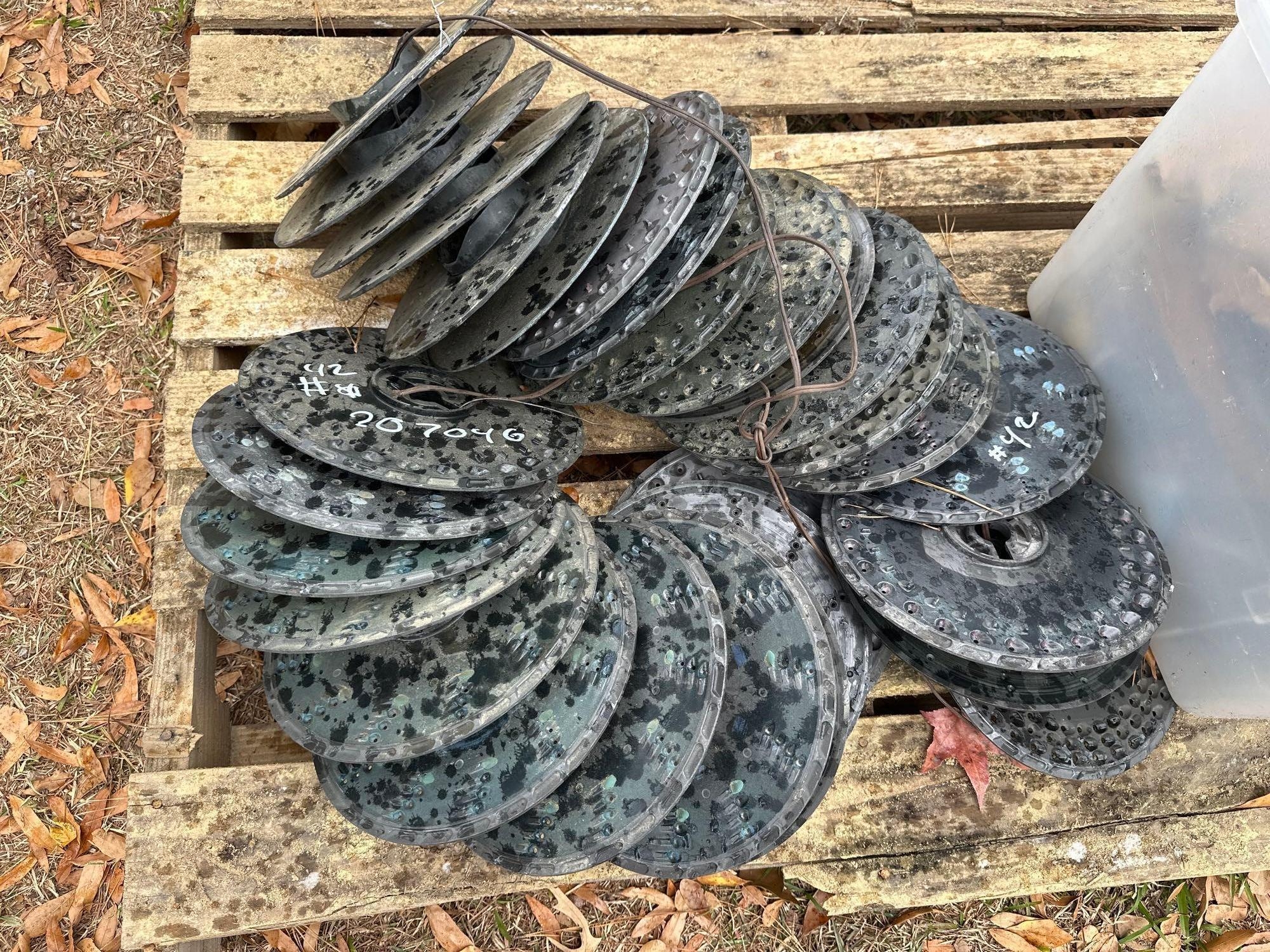 VACUUM PLANTER PLATES (A52708)