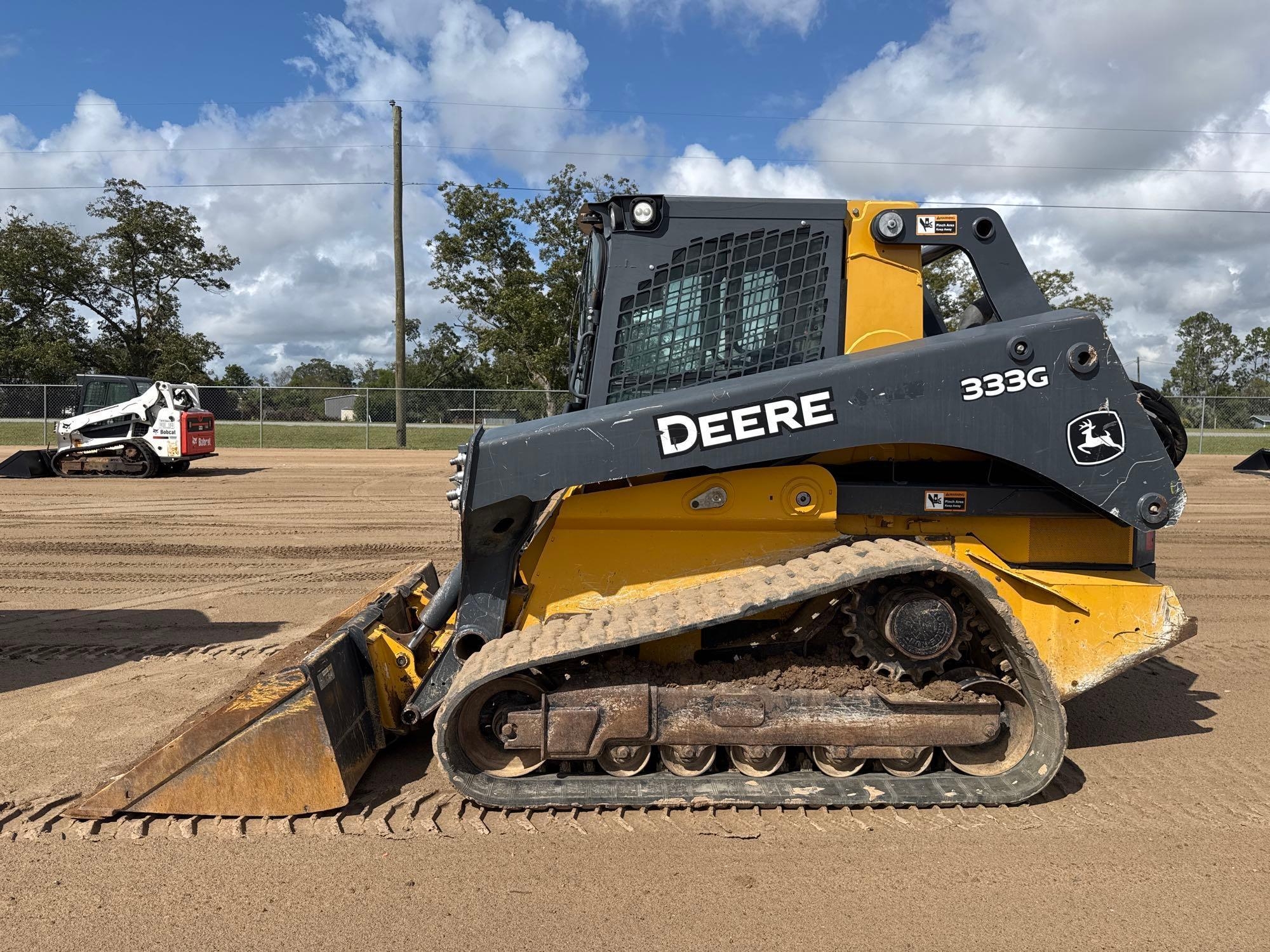 2017 JOHN DEERE 333G SKID STEER (A52705)