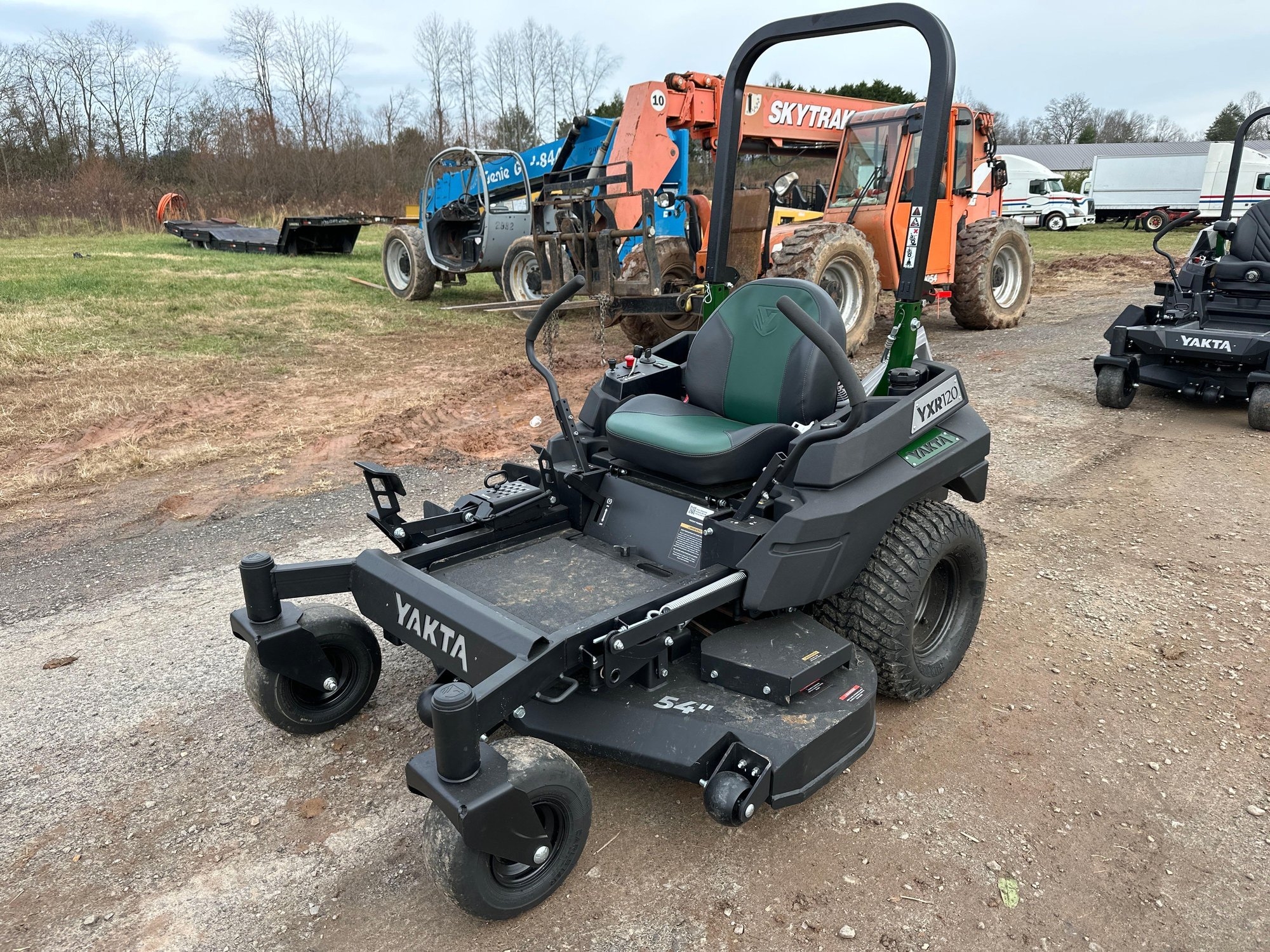 2024 Yakta YXR120 Zero Turn Lawnmower (A57453)