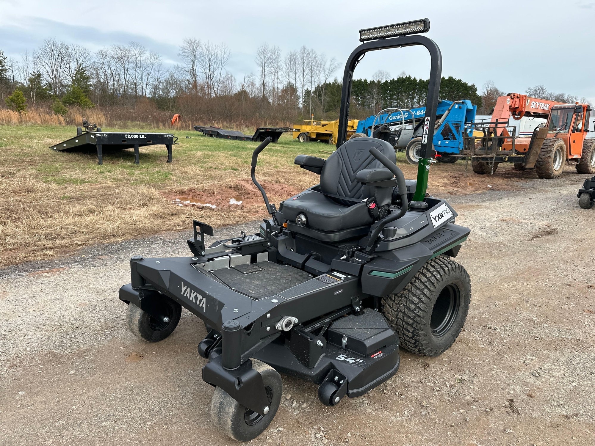 2024 Yakta YXR710 Zero Turn Lawnmower (A57453)