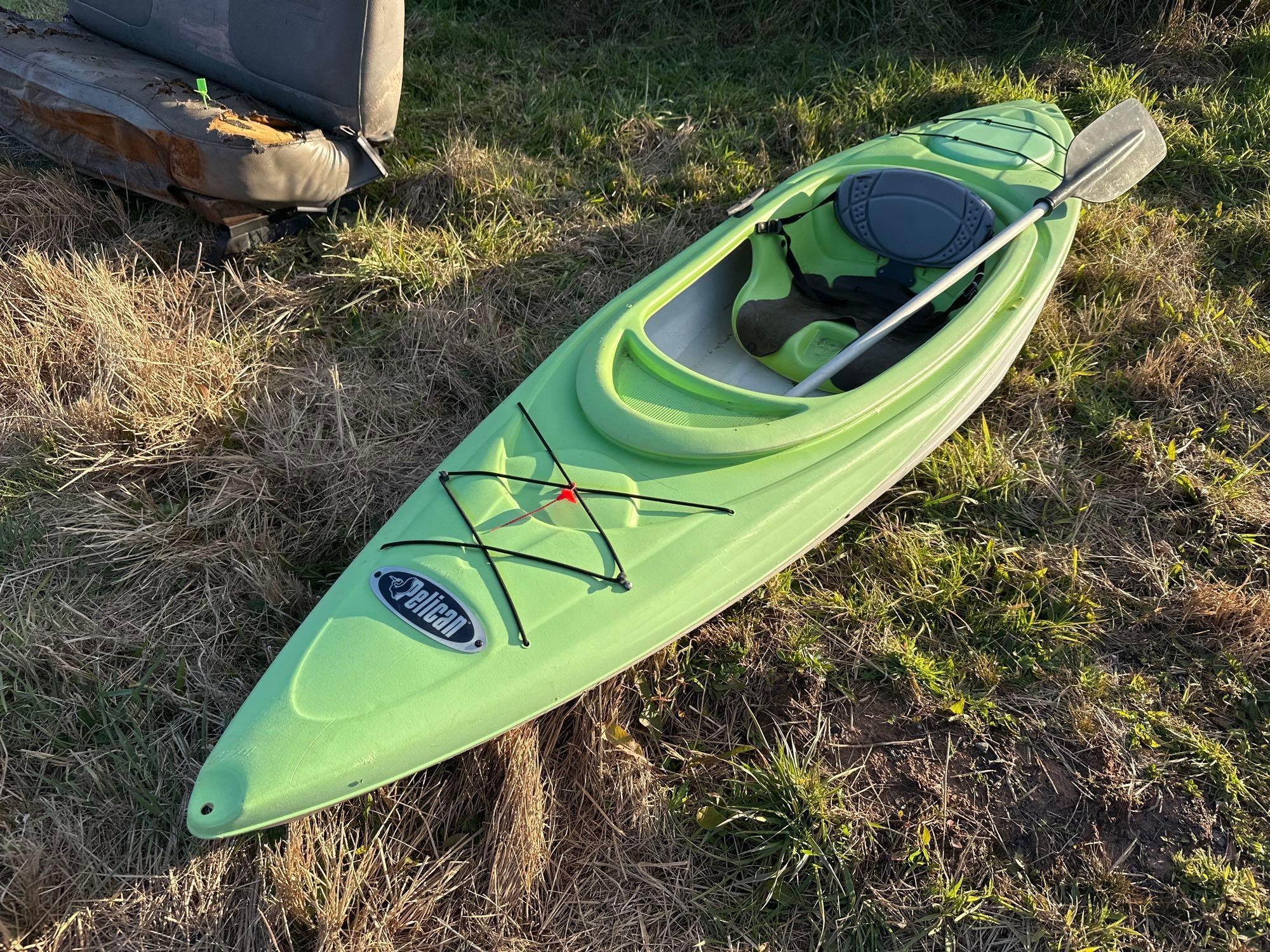 Pelican Kayak (A57453)
