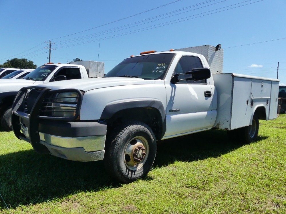 2003 Chevrolet 3500 (A50120)