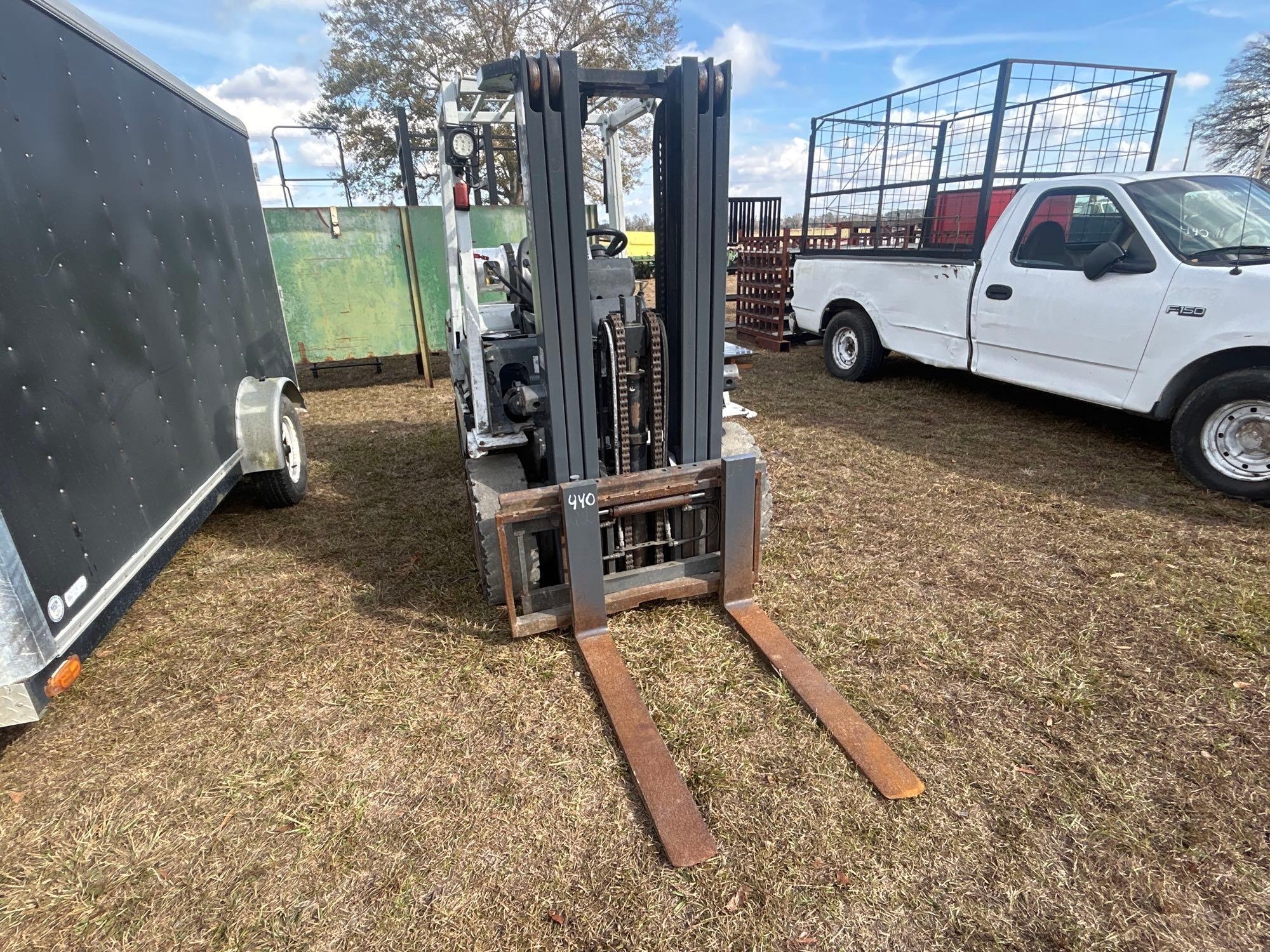 UNICARRIES MUG1F2A30LV FORKLIFT (A52708)