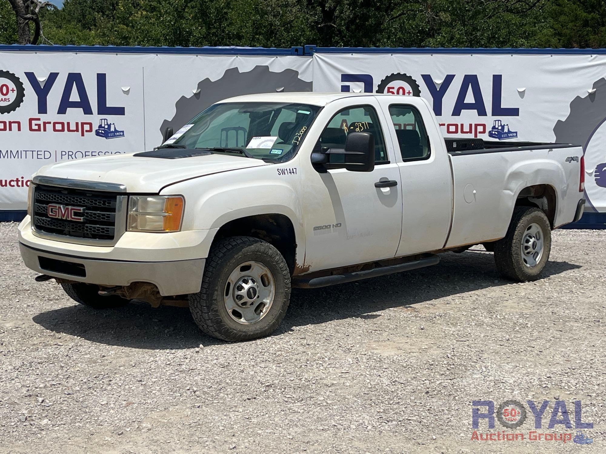 2013 GMC Sierra 2500HD Ext. Cab Pickup Truck (A52377)