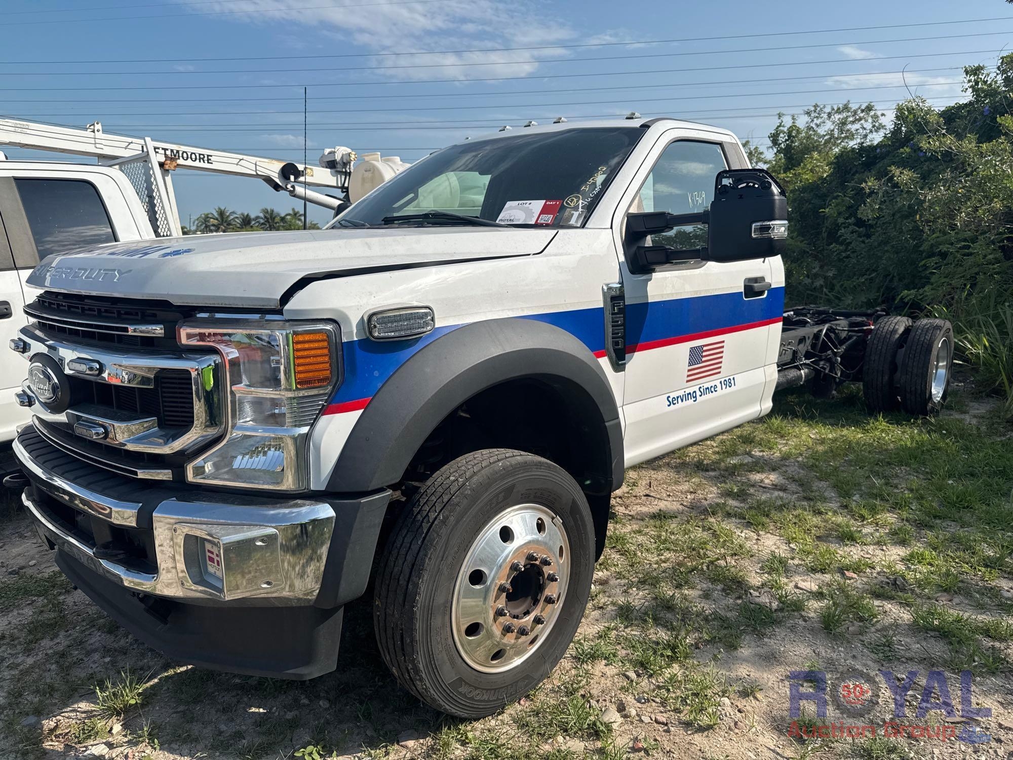 2022 Ford F-550 Cab and Chassis Truck (A50323)
