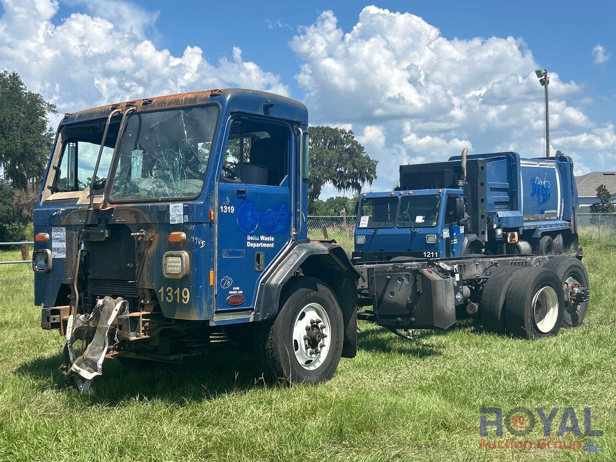 Year: 2020 Make: Peterbilt Model: 520 Vehicle Type: Truck Mileage: Plate: Body Type: Trim Level: (A51692)