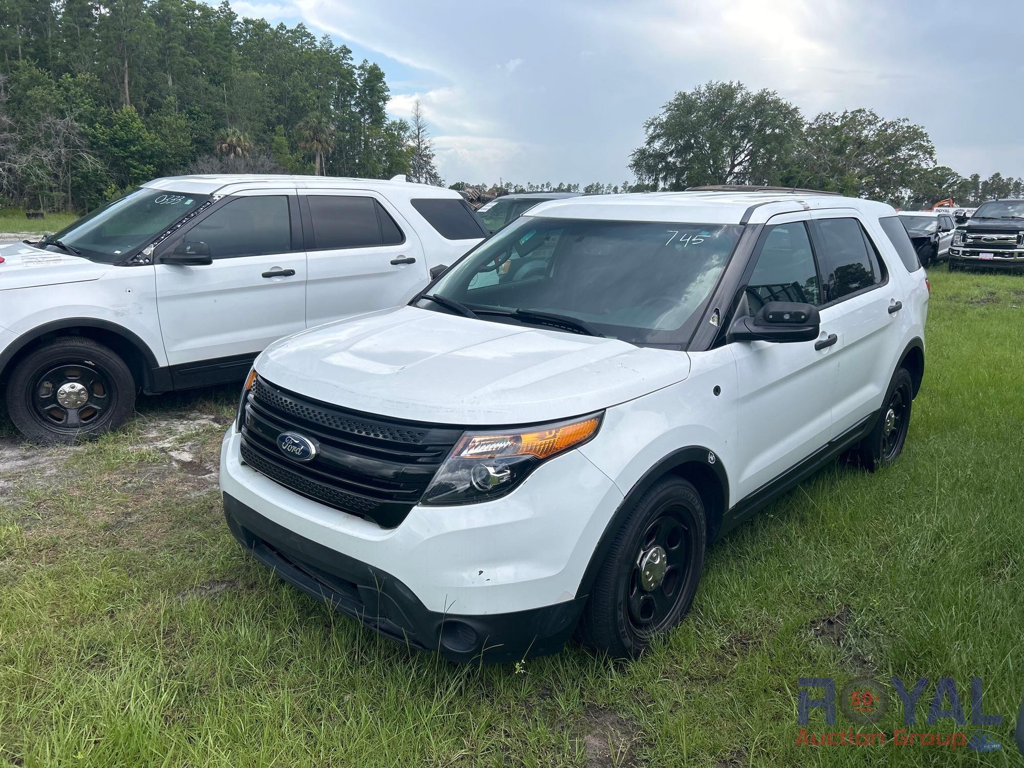 Year: 2014 Make: Ford Model: Explorer Vehicle Type: Multipurpose Vehicle (MPV) Mileage: 164,246 (A48082)
