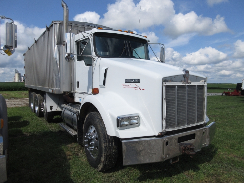 1998 Kenworth Tandem Grain Truck (A50514)