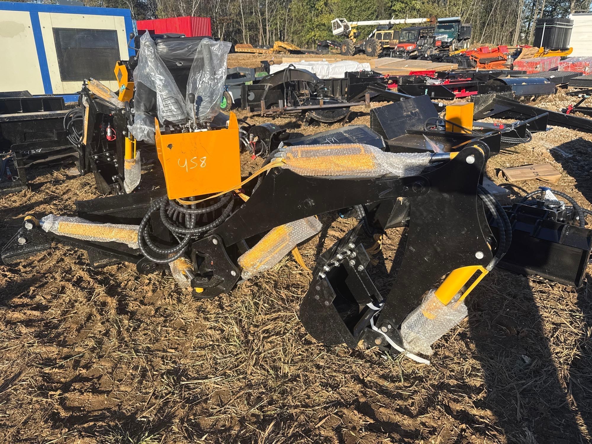 UNUSED FUTURE MBD85 HYD BACKHOE DIGGER ARM (A52706)