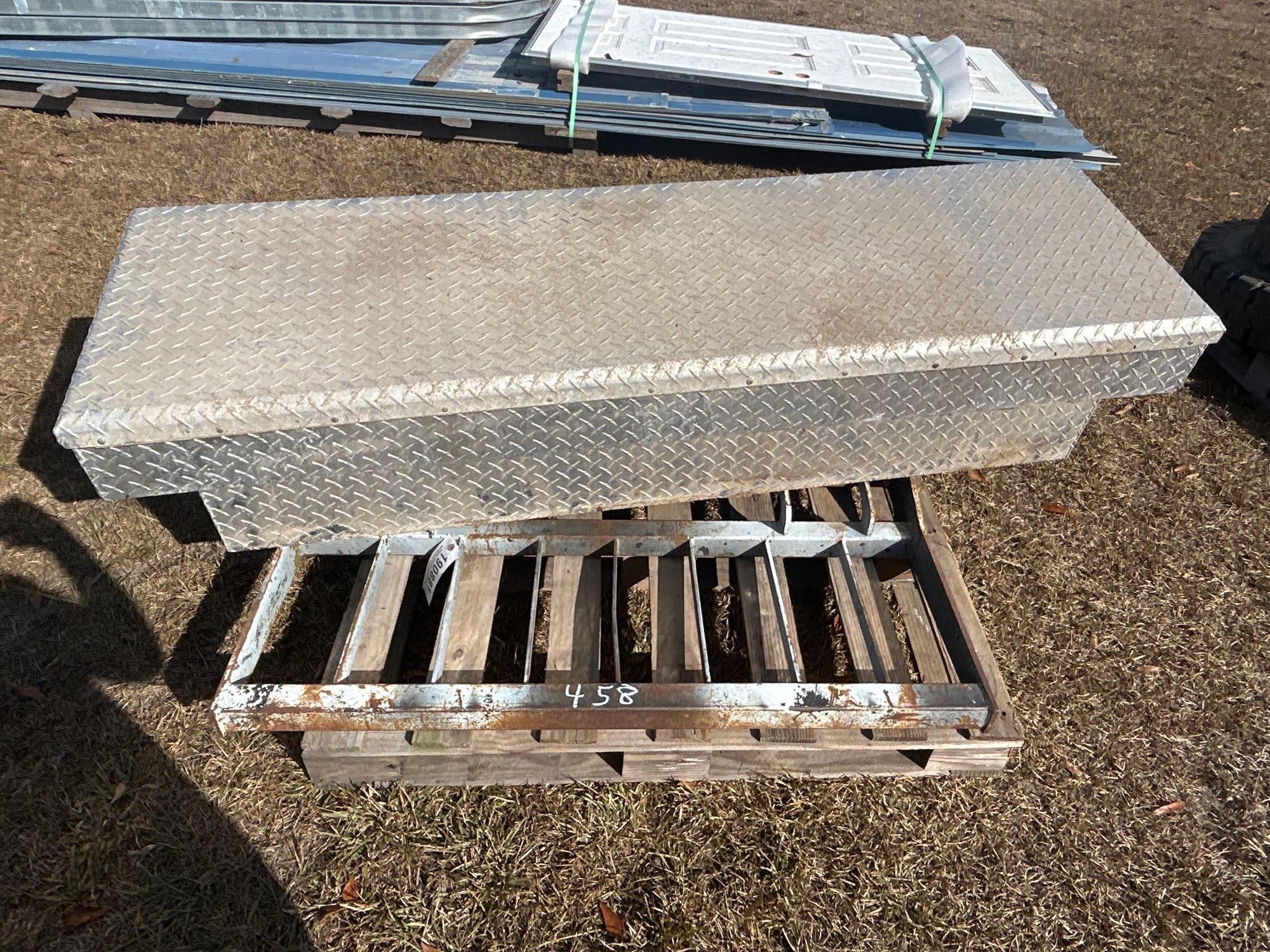 SKID STEER MOUNT & TOOLBOX (A52708)