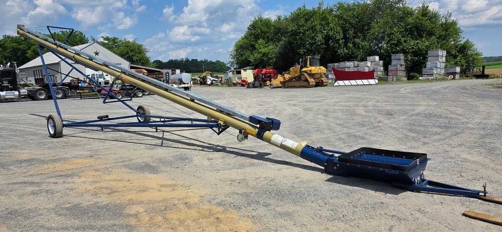 New Harvest T852 8"x52' Transport Auger (A50774)