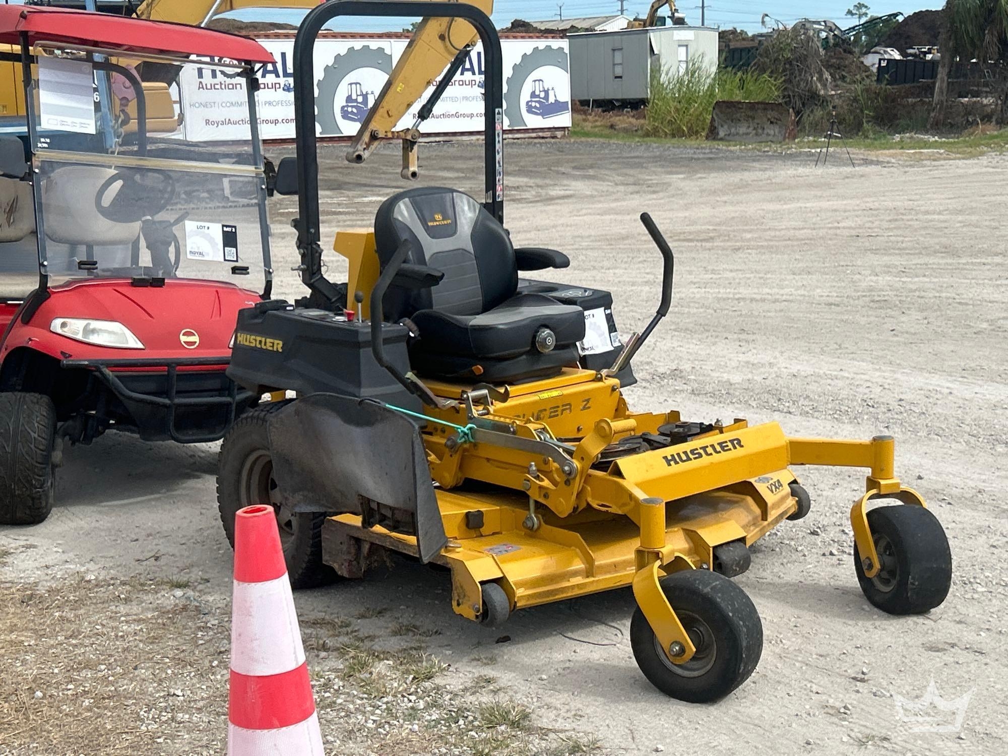 Hustler super Z zero turn (A56857)