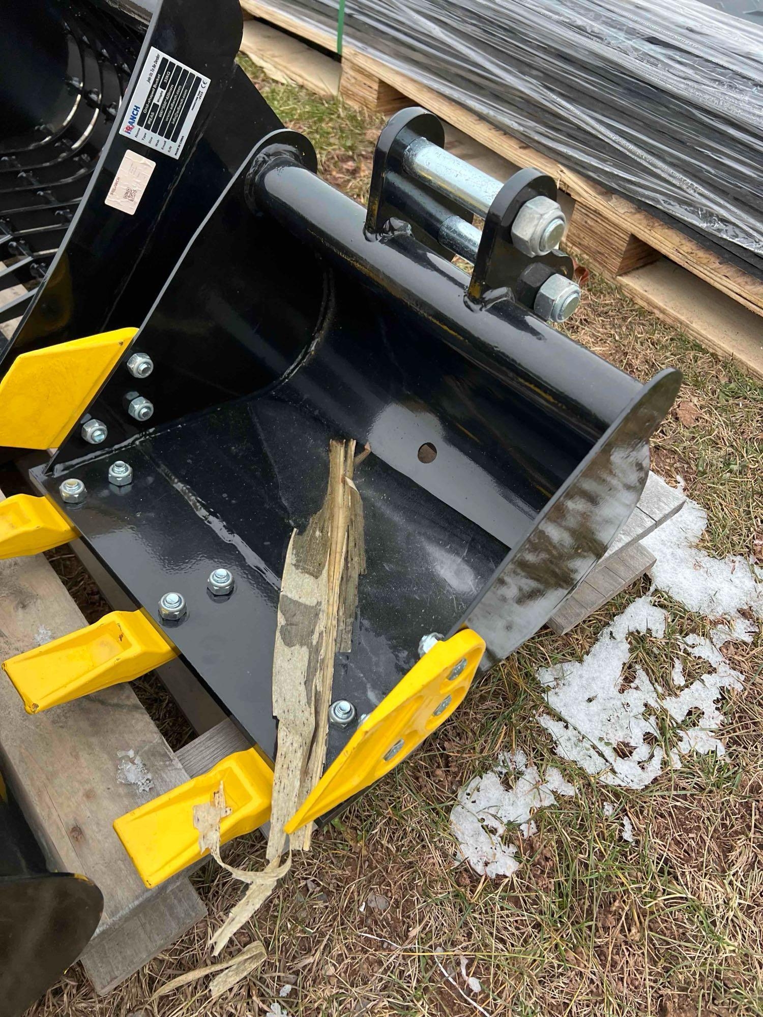 Mini Excavator Bucket (A55272)