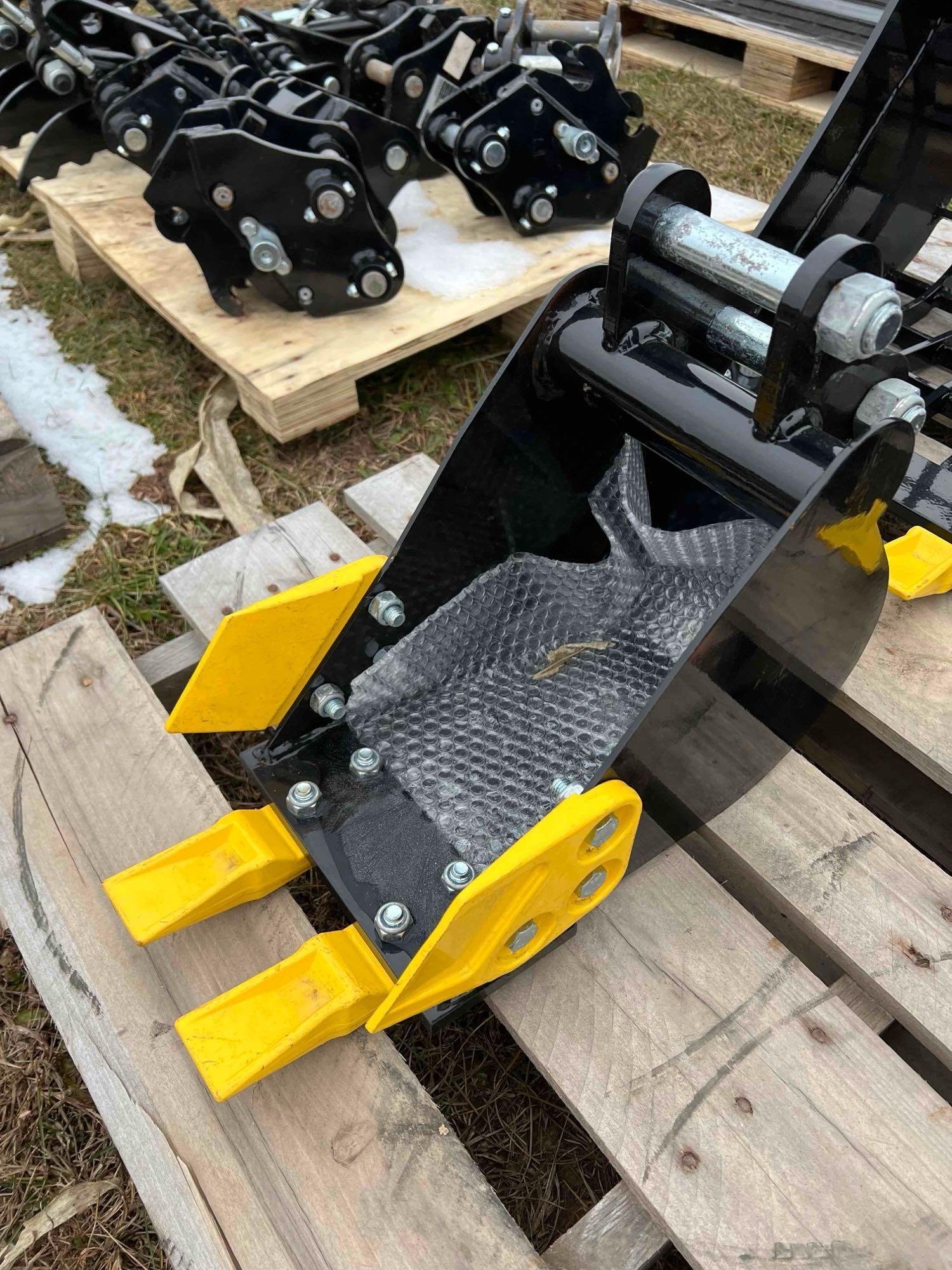 Mini Excavator Bucket (A55272)