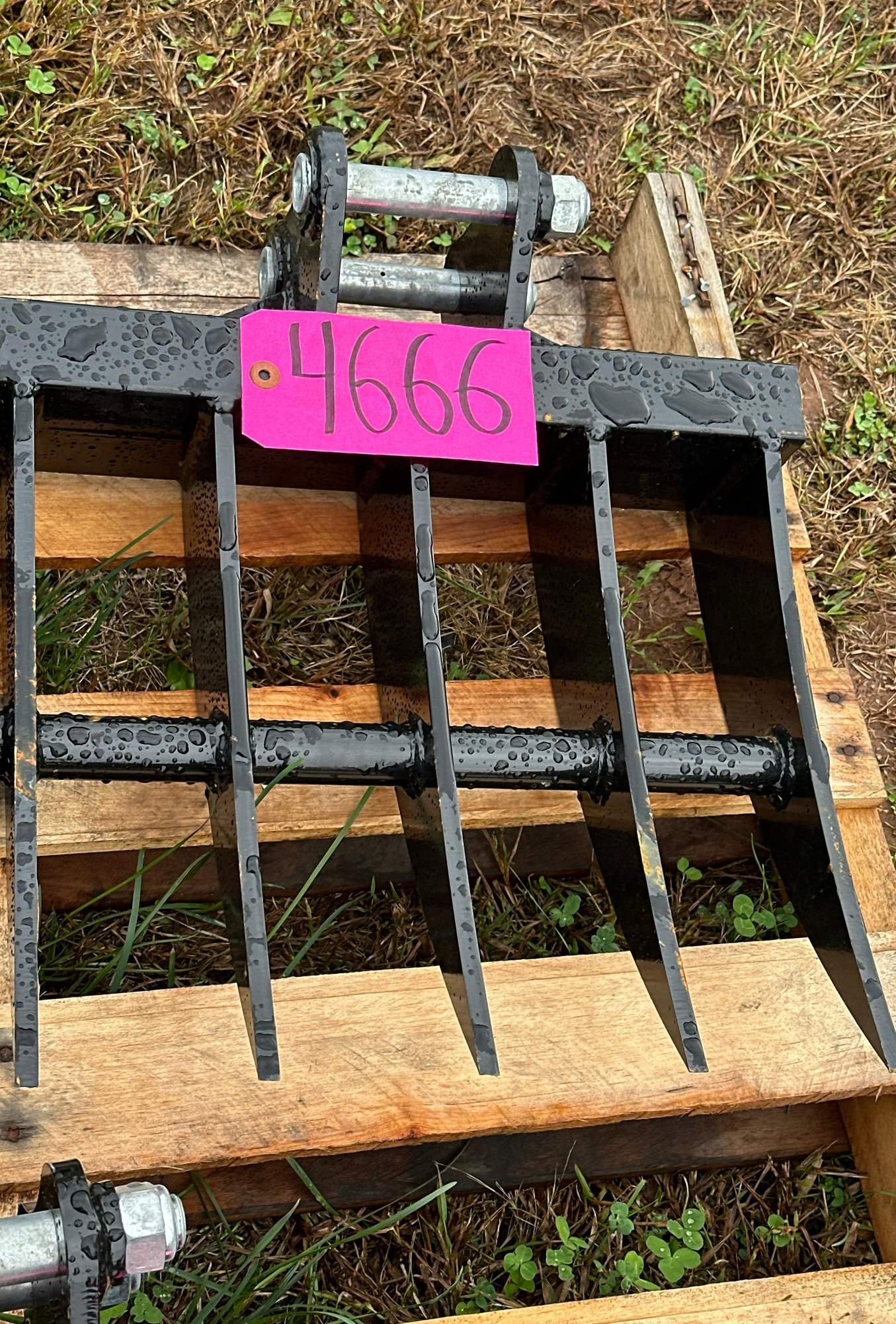 UNUSED Mini Excavator Rake Attachment (A47477)