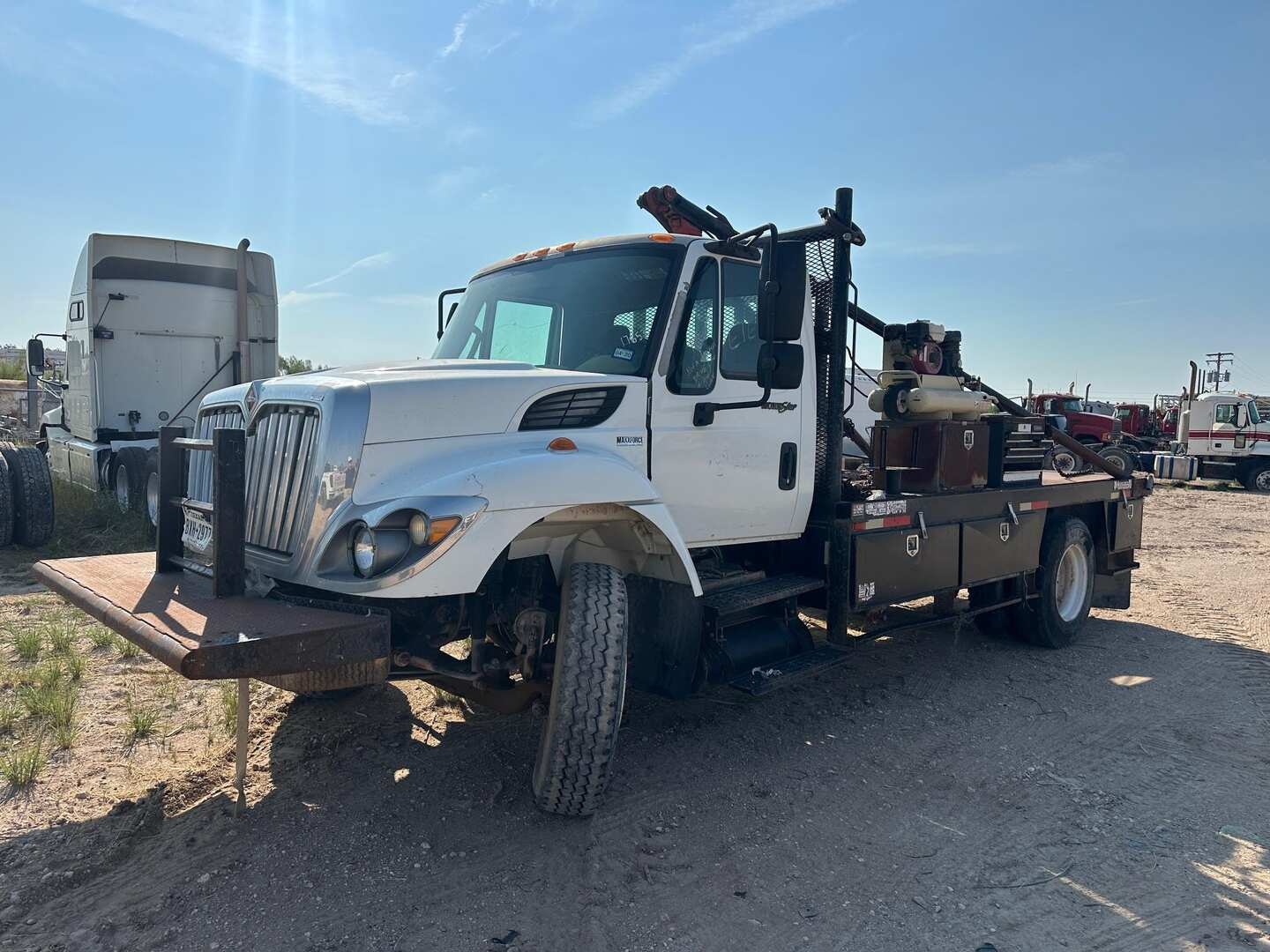 2013 INTERNATIONAL SA615 ROUSTABOUT (INOPERABLE) (A52472)