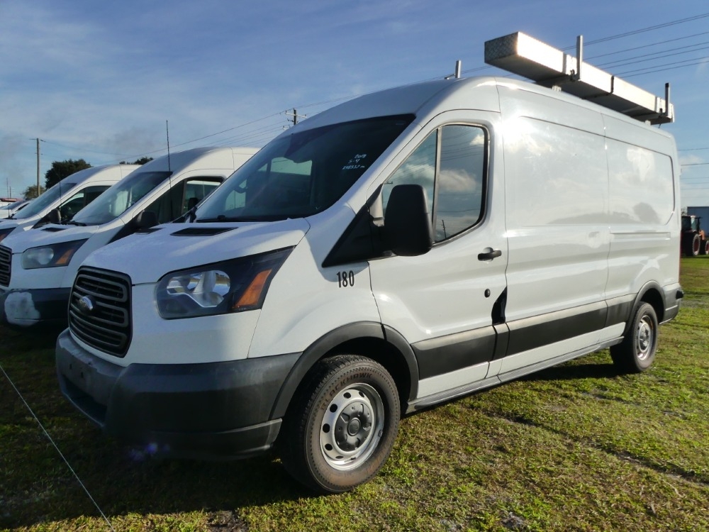 2018 Ford Transit 250 (A57148)
