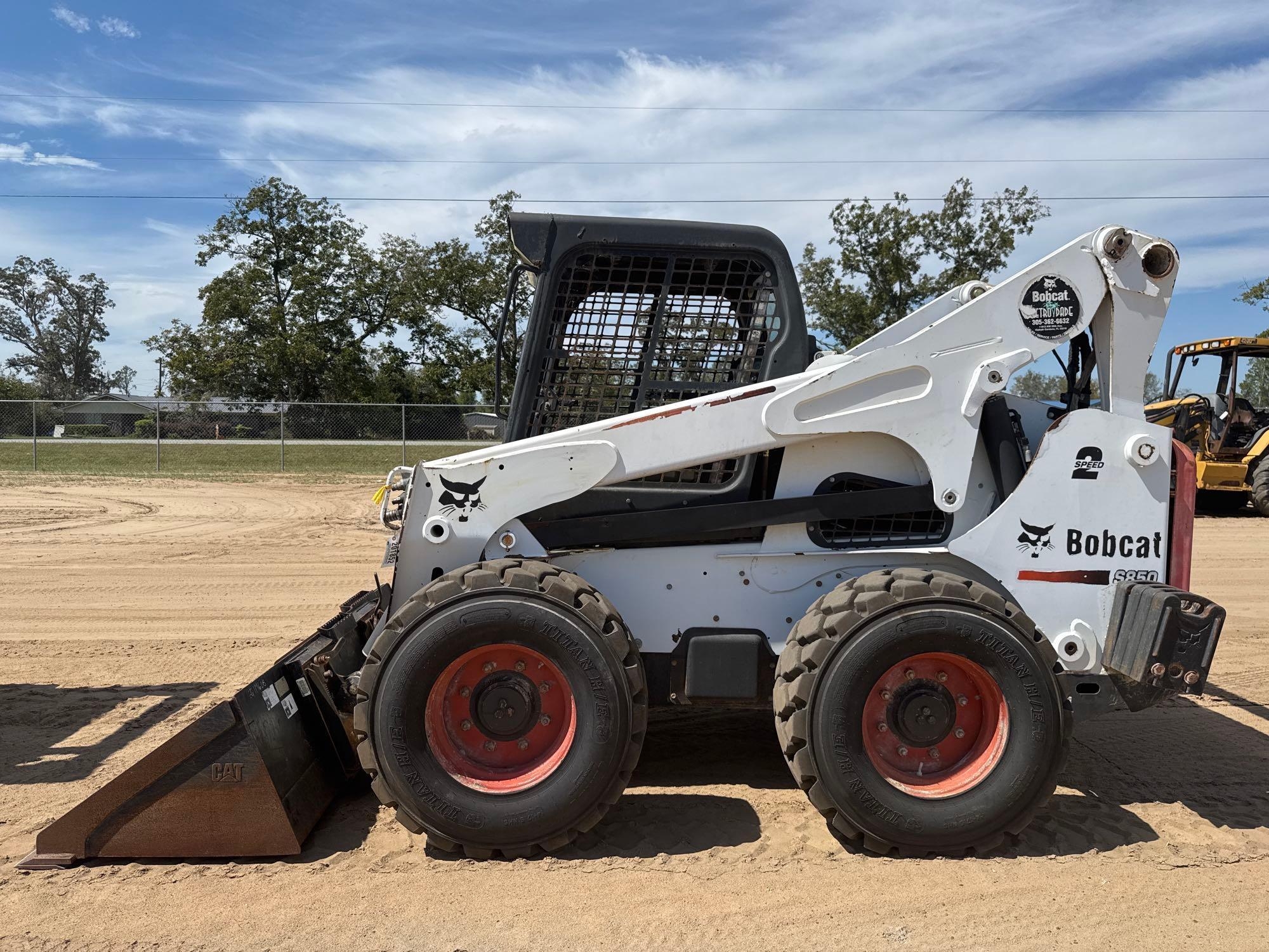 2012 BOBCAT S850 SKID STEER (A52705)