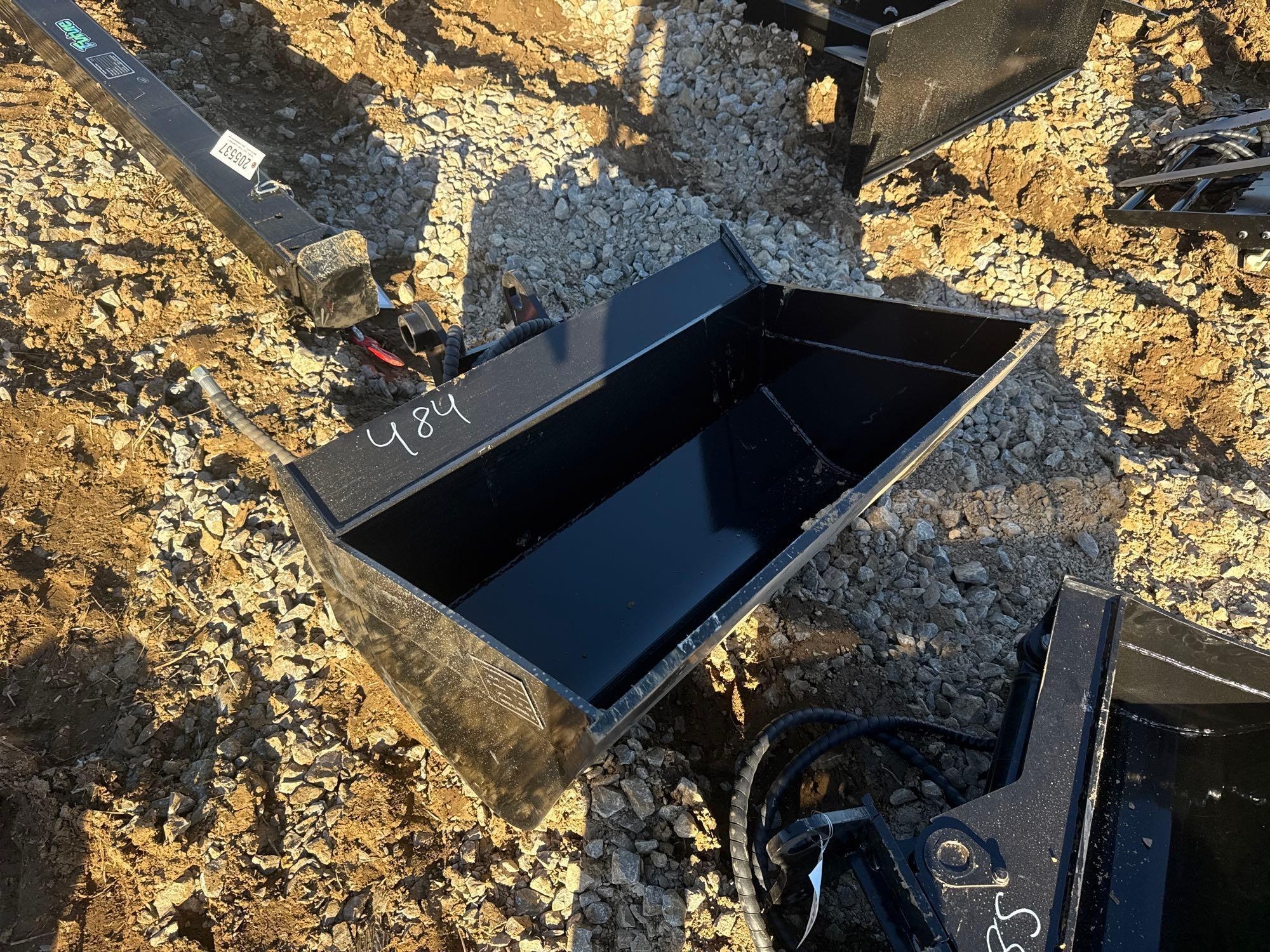 UNUSED FUTURE 5T HYD TILT BUCKET (A52706)
