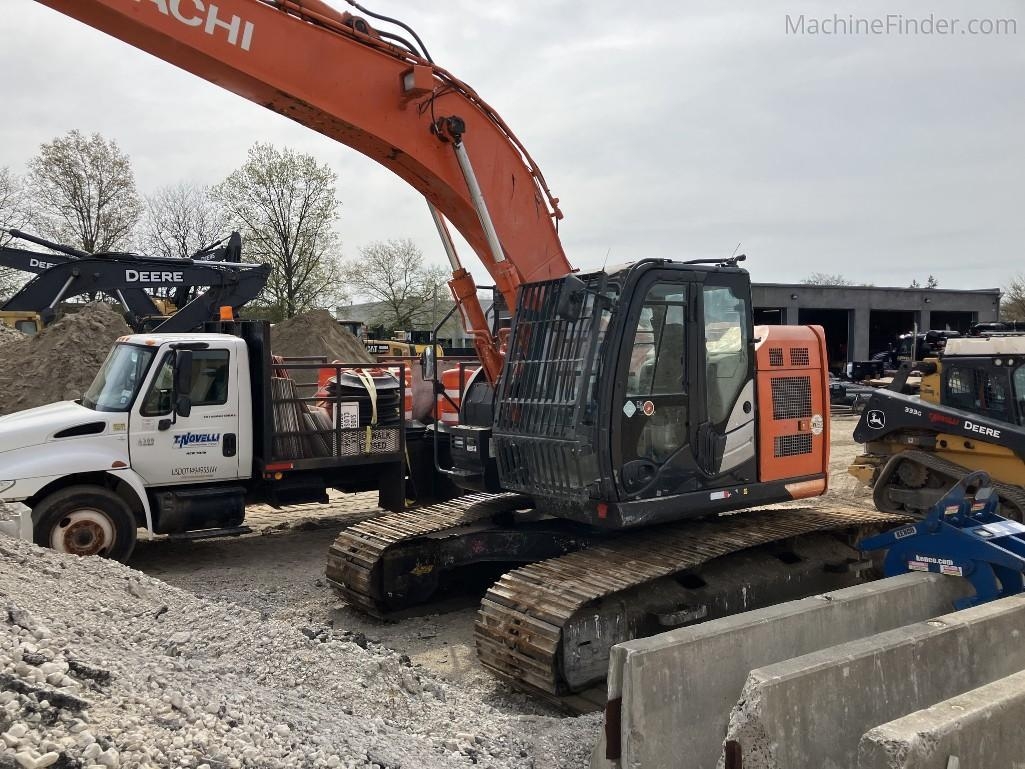 2017 Hitachi ZX245USLC-6 (A47384)
