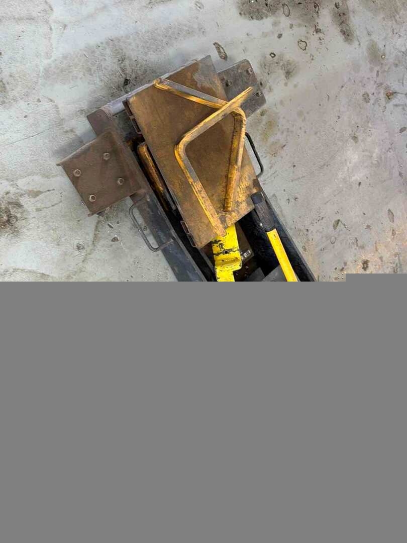 TRANSMISSION JACK (A55745)