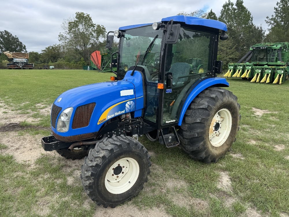 New Holland T2420 (A53317)