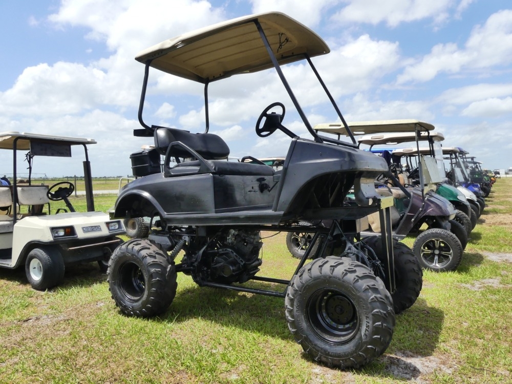 Club Car Gas Golf Cart (A44502)