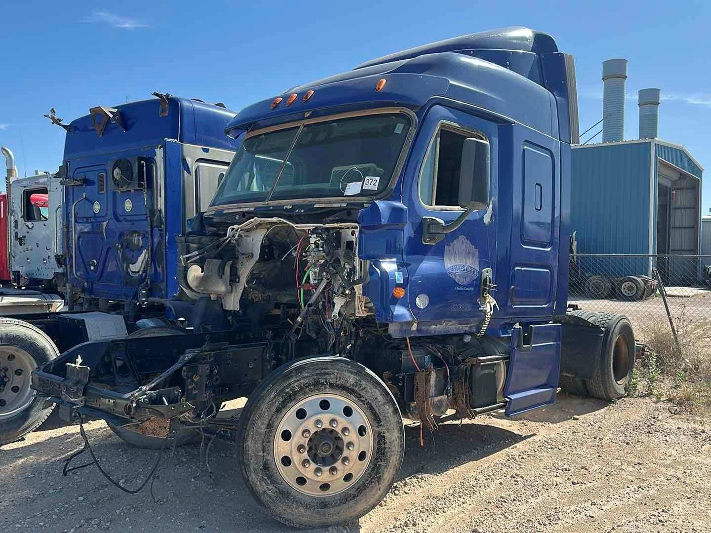 2015 FREIGHTLINER CASCADIA(INOPERABLE) (A52472)