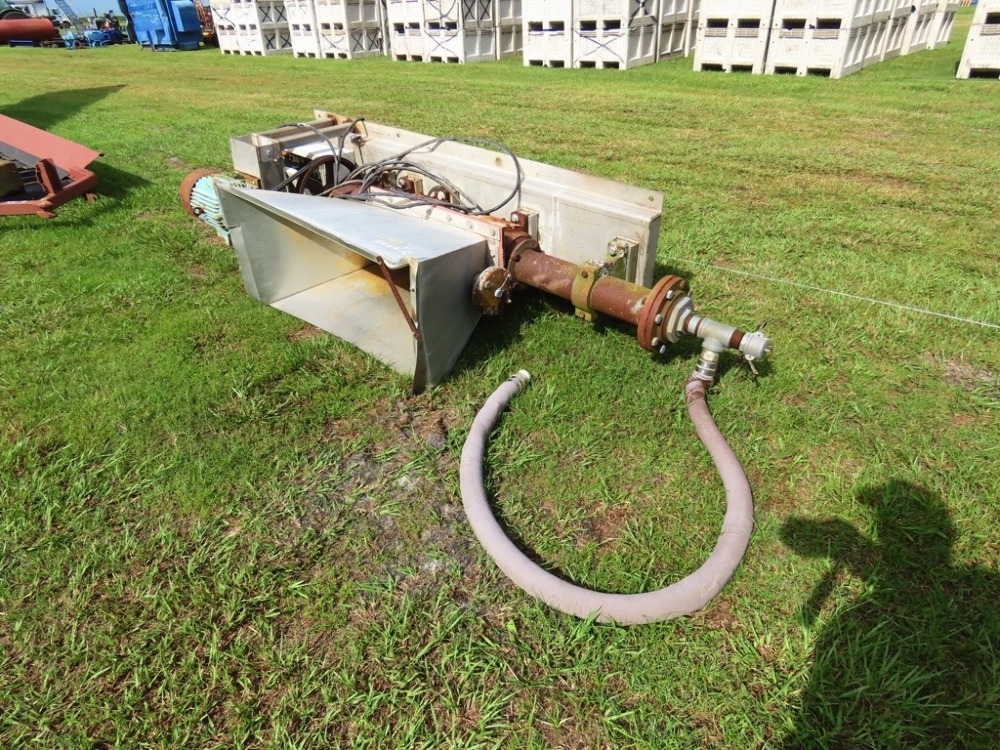 Cattle Feeder (A50121)
