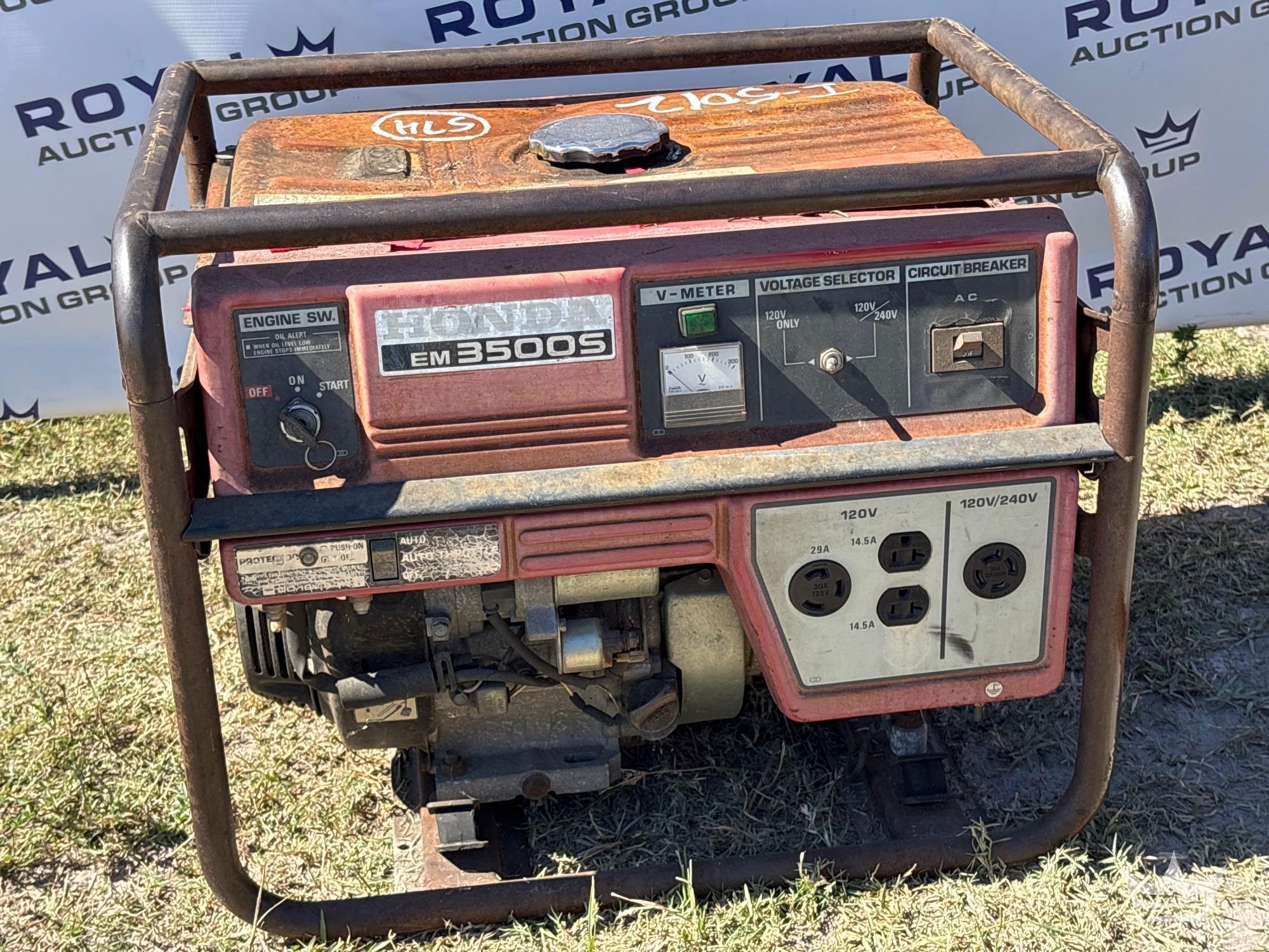 Honda EM3500S Portable Gasoline Generator (A59228)
