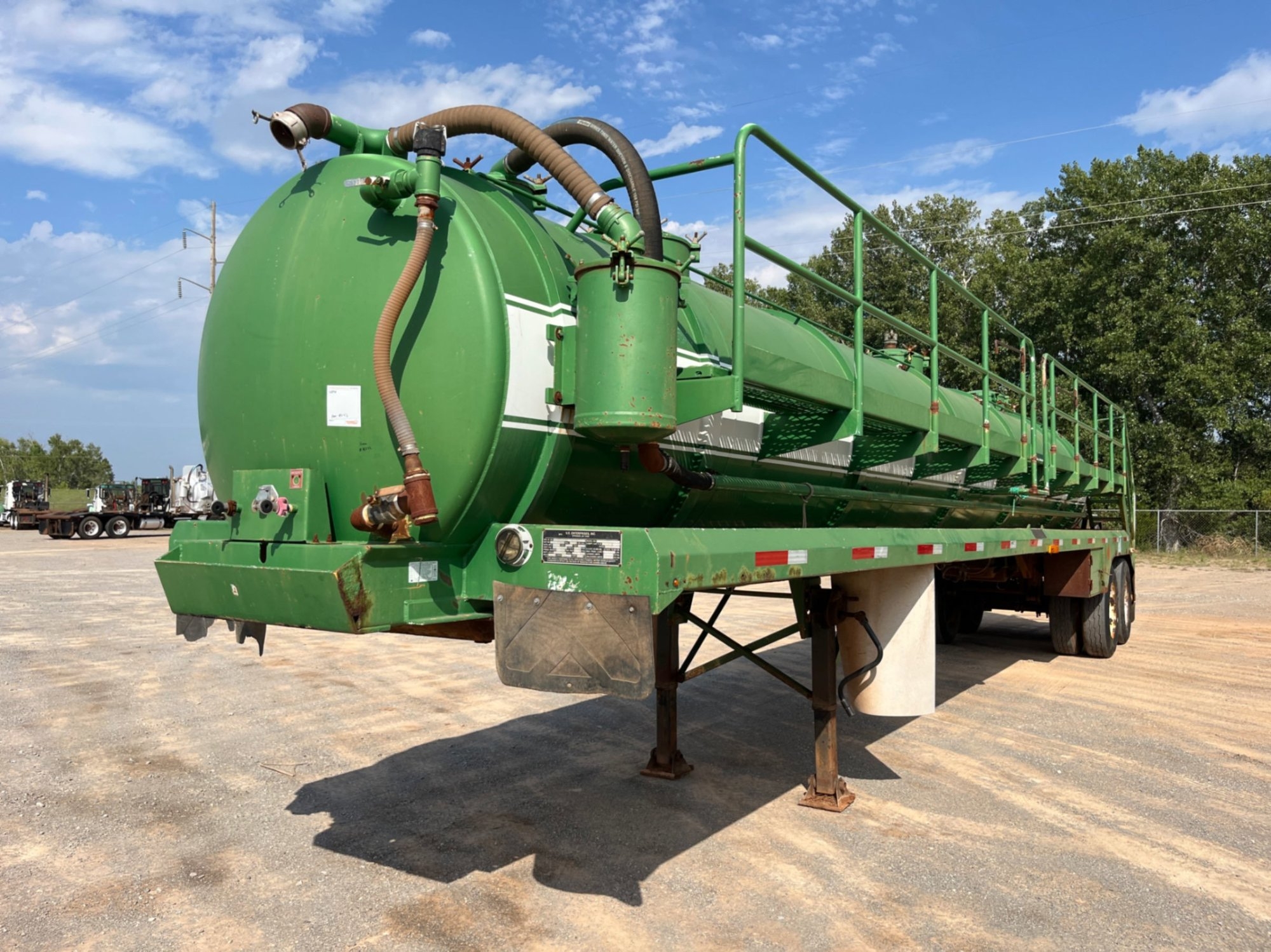 2011 V.E. ENTERPRISES 130 BBL STEEL VACUUM TRAILER (A53843)
