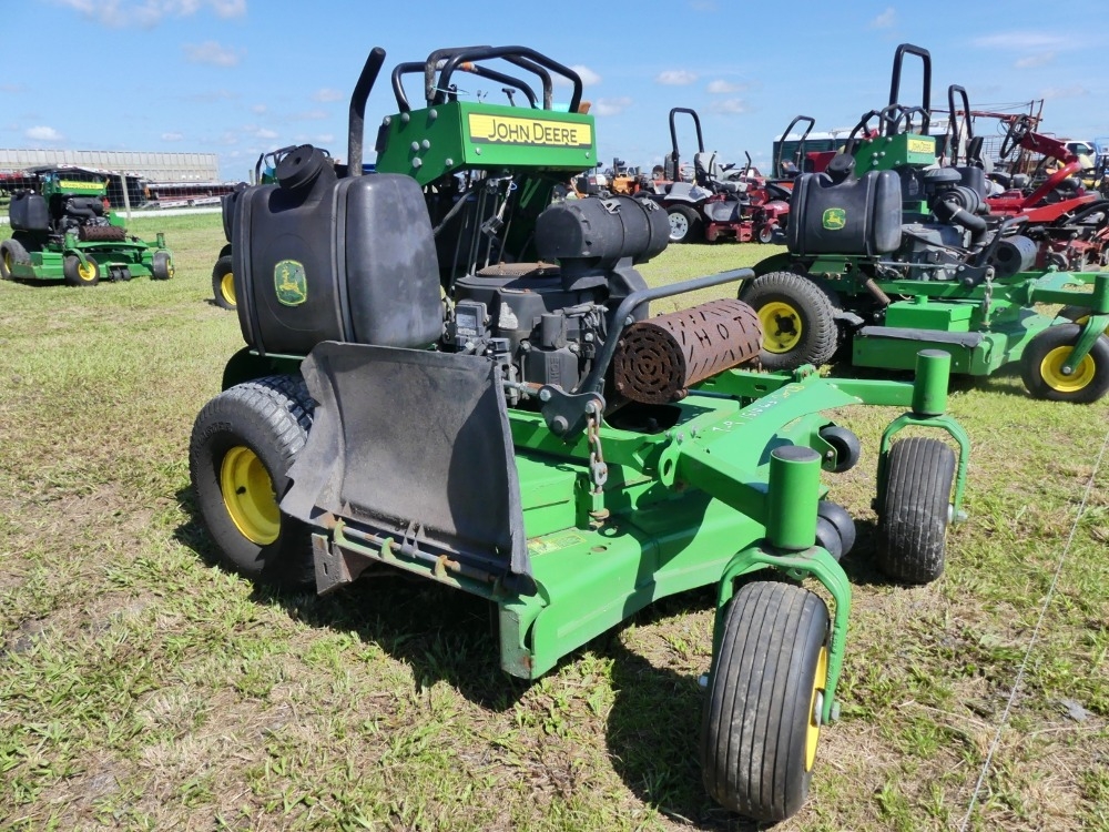 2017 John Deere 652R (A50121)