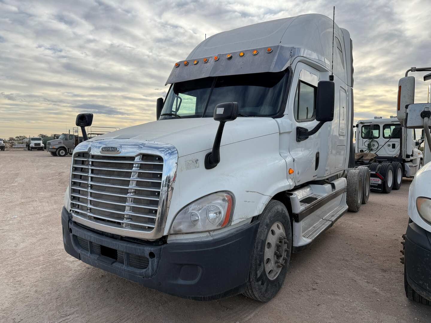 2012 FREIGHTLINER CASCADIA (A58214)