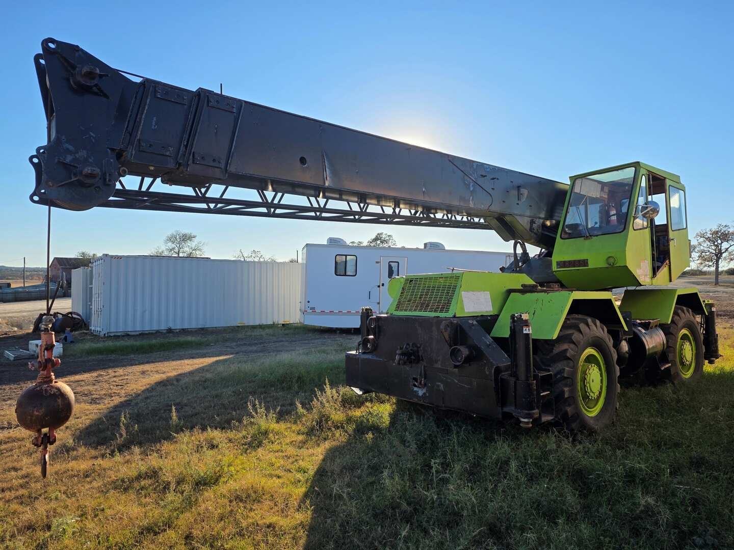 OMEGA 20 TON CRANE (A58216)