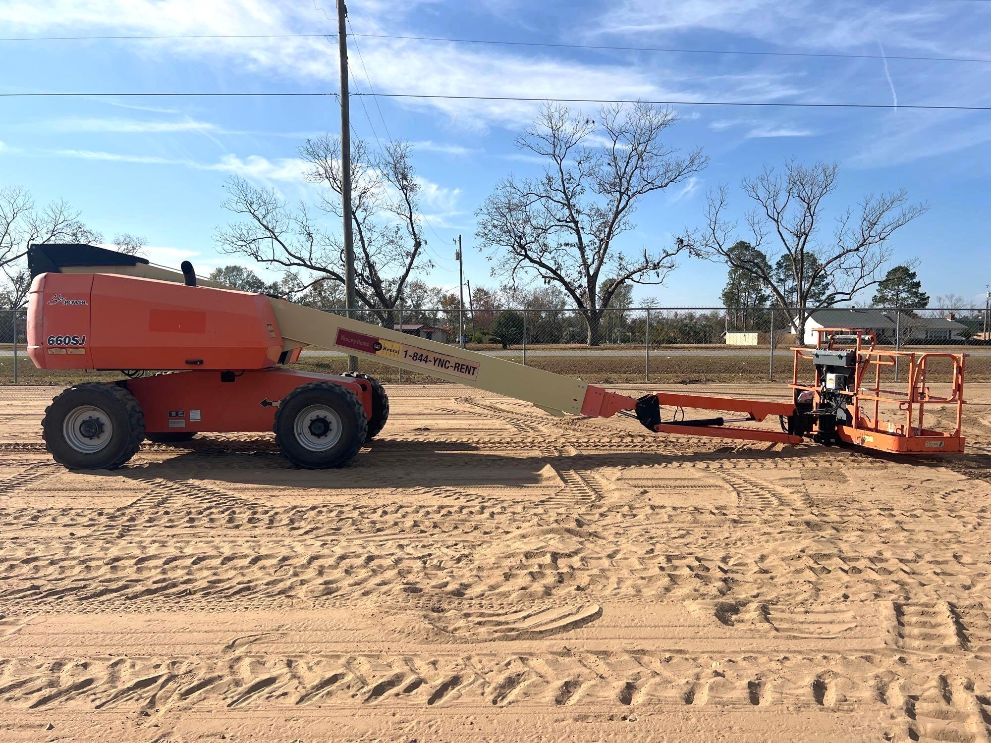 2007 JLG 660SJ TELESCOPIC BOOM LIFT (A52709)
