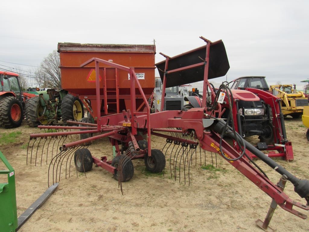 Pequea Hayrake (A47809)