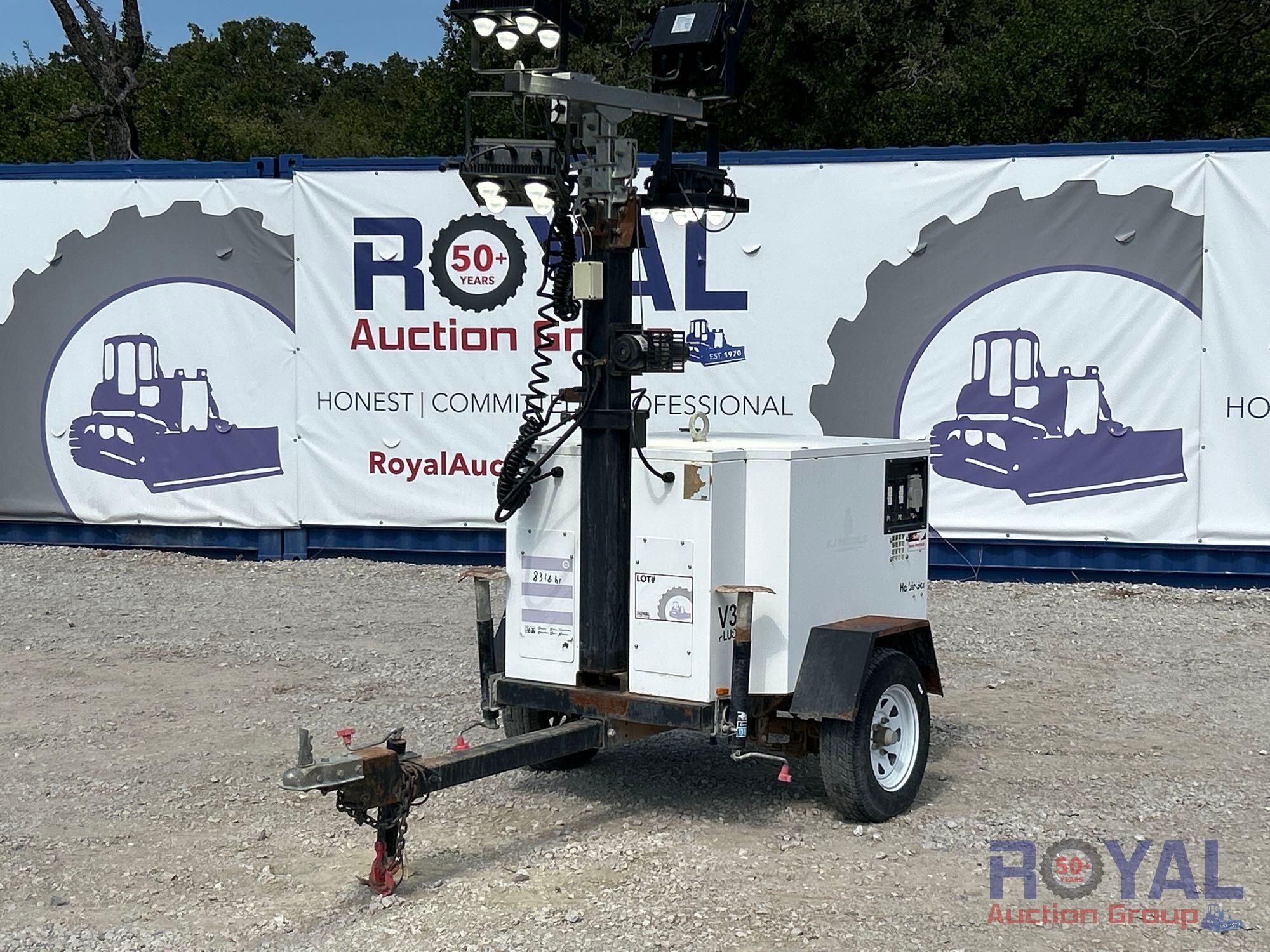 2023 HarbinGer V3 Plus 8KW S/A Towable Light Tower (A52377)