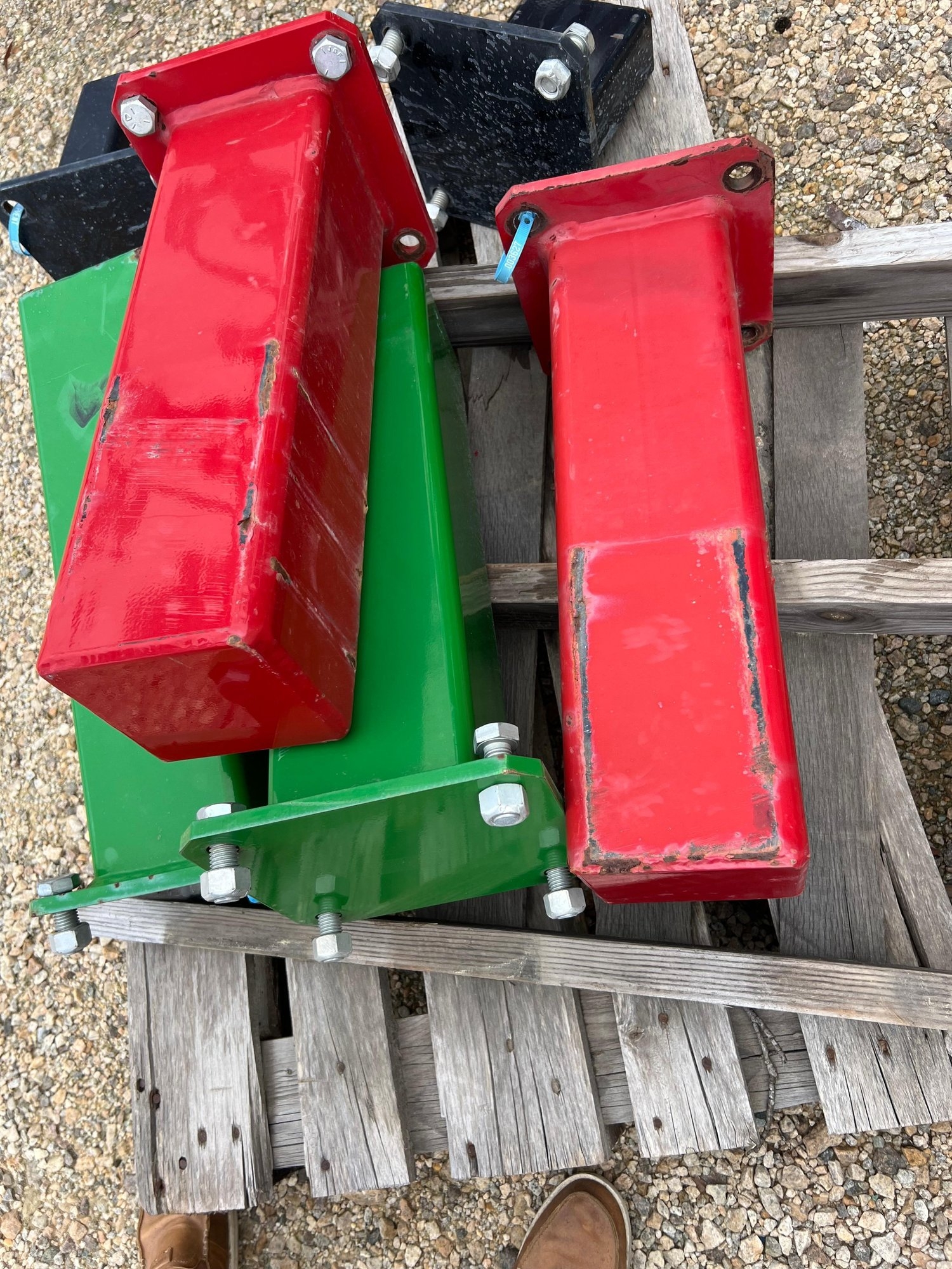 UNVERFERTH 330 - 19-INCH EXTENSION KIT FOR RIP-STRIP TOOLBAR PART # 63186G (A55315)