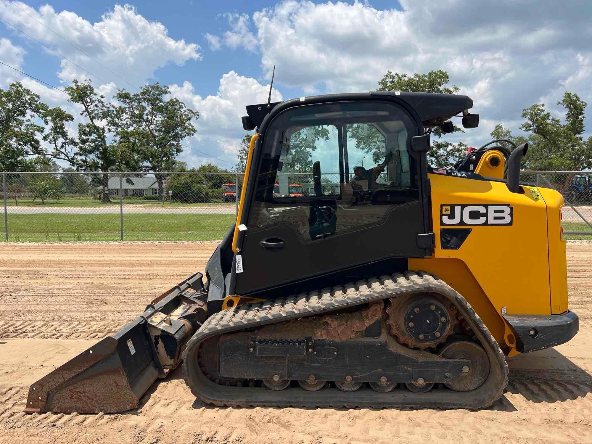 2021 JCB 3TS 8T SKID LOADER (A51242)