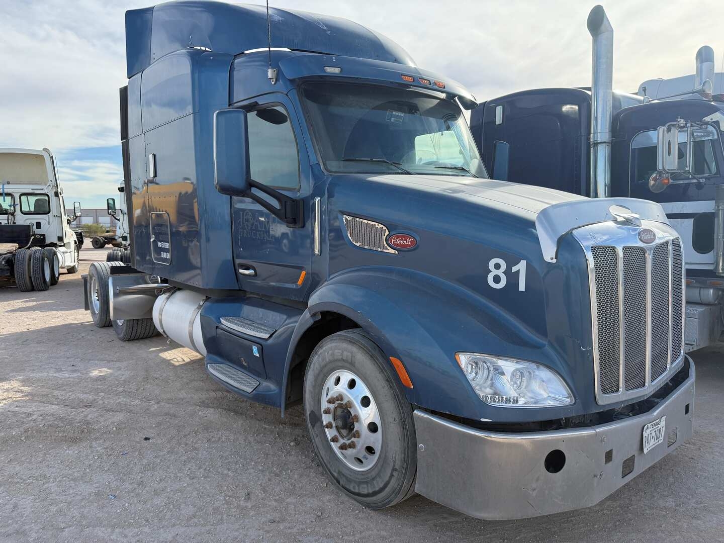 2014 PETERBILT 579 (A58214)