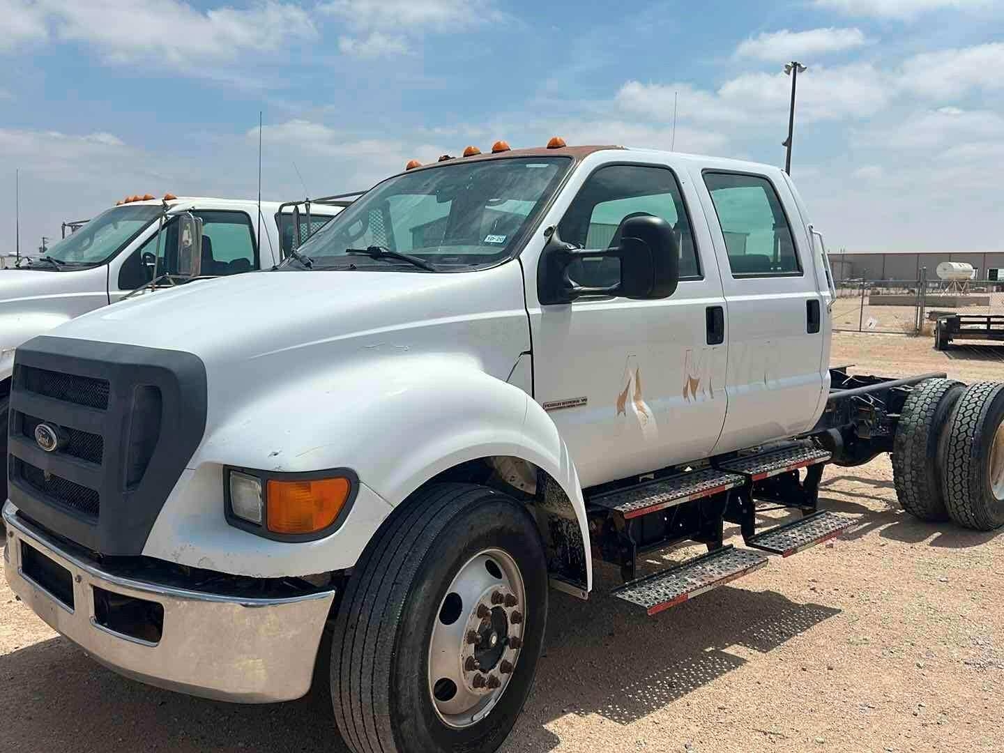 2004 FORD F-650 SUPER DUTY (A47001)