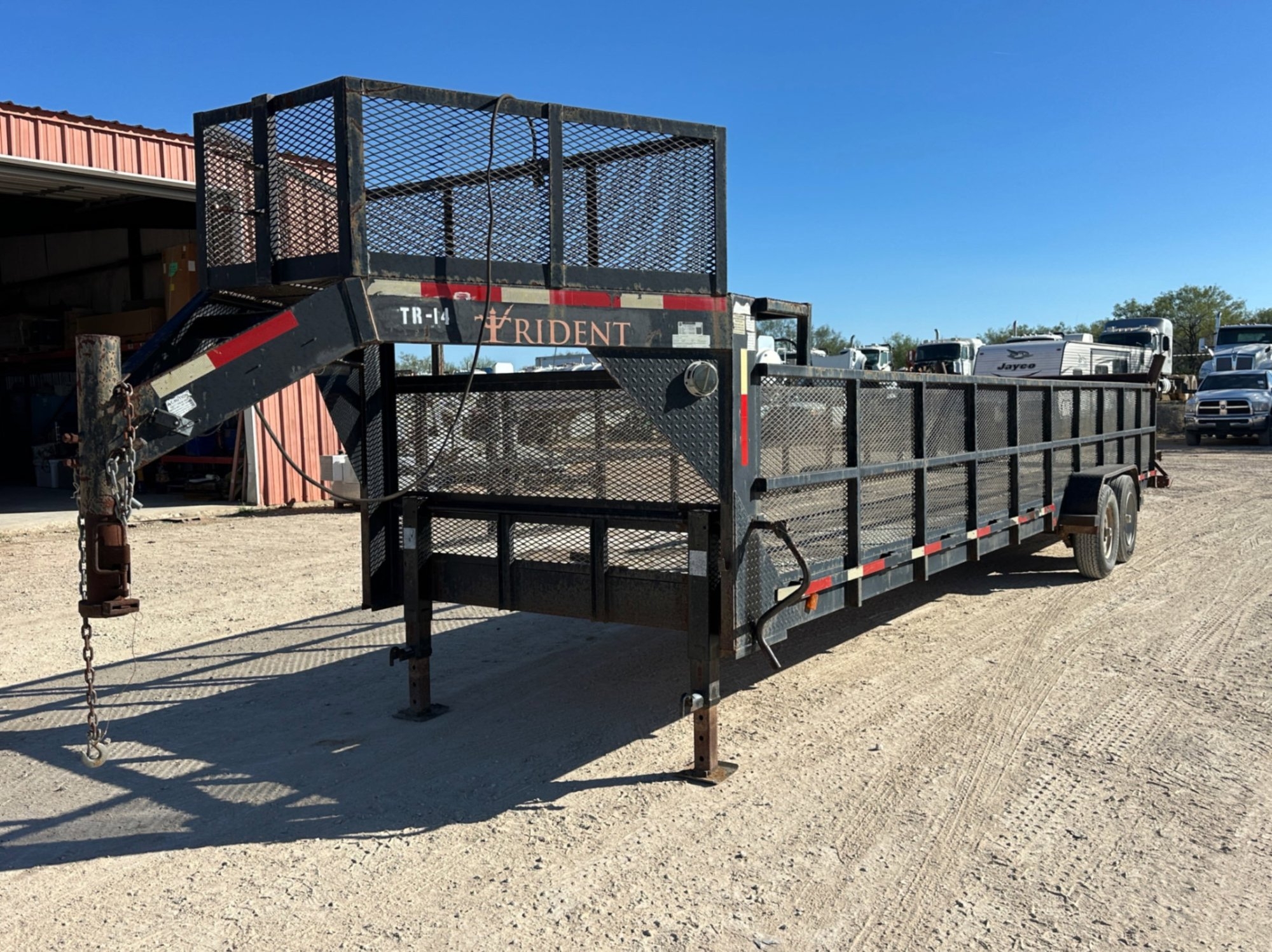 2015 TEXAS PRIDE TRAILER  30 FLATBED GOOSENECK TRAILER (A58214)