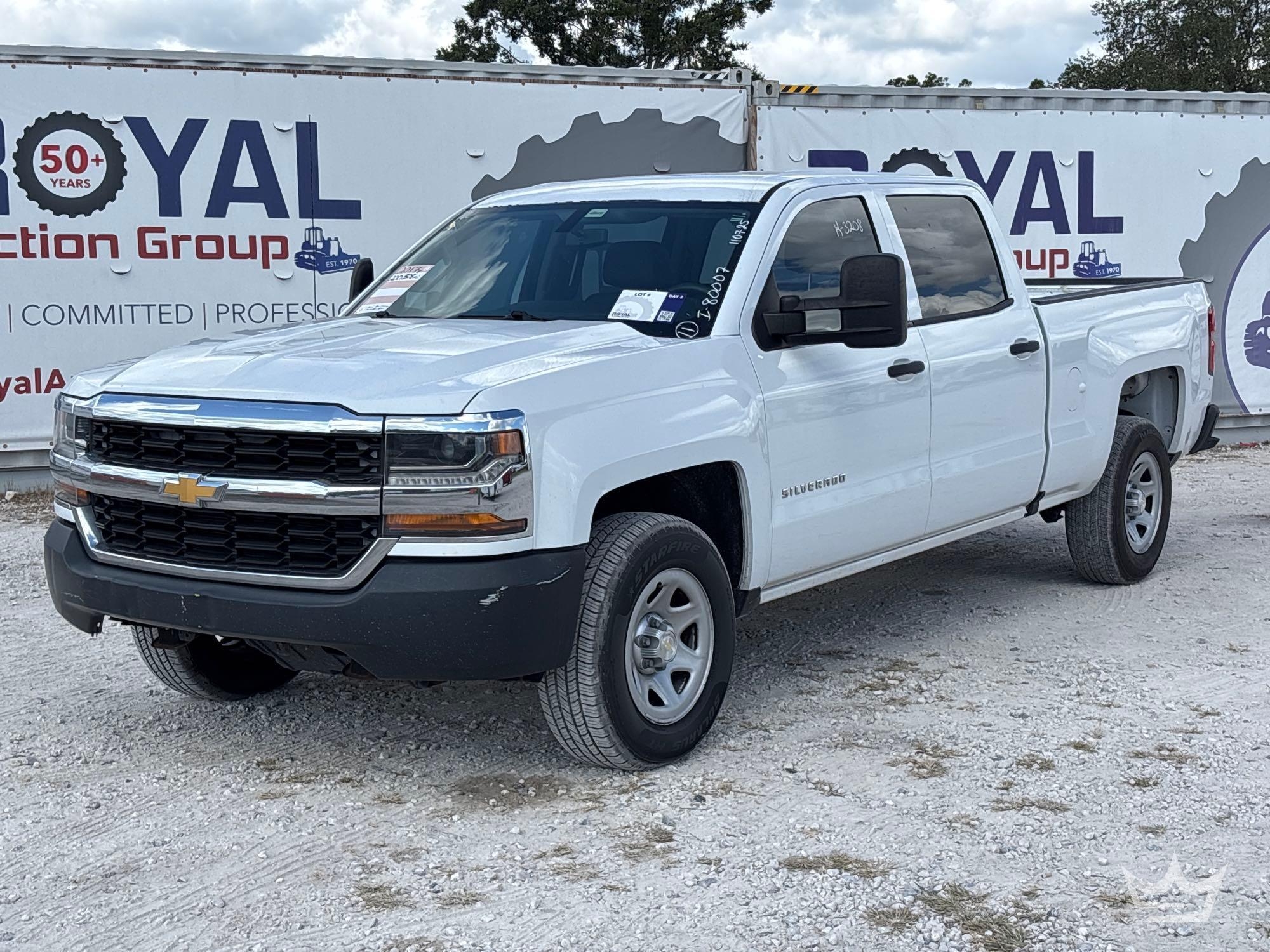 2017 Chevrolet Silverado 1500 Crew Cab Pickup Truck (A55852)
